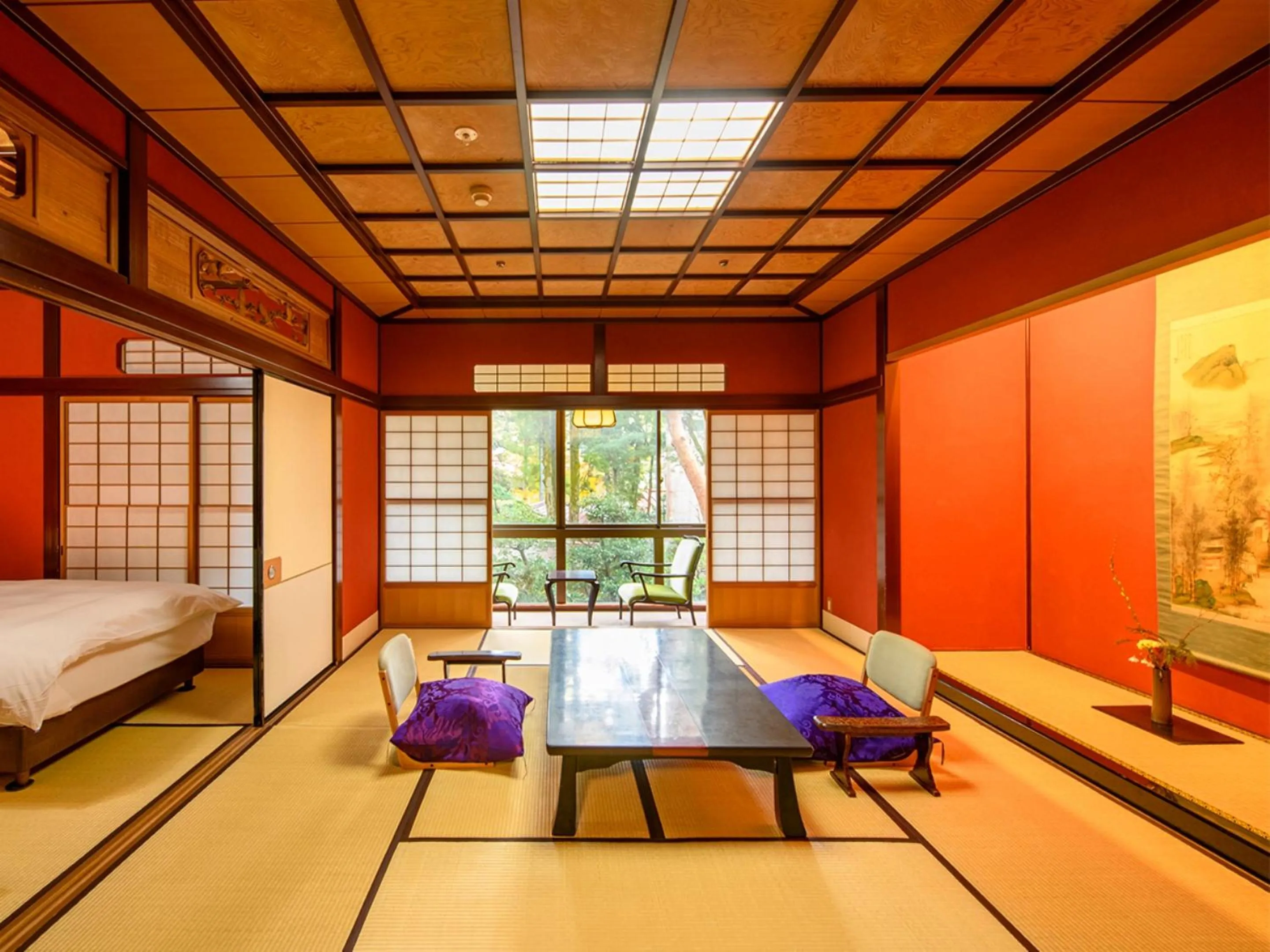 Photo of the whole room, Bed in Hoshi