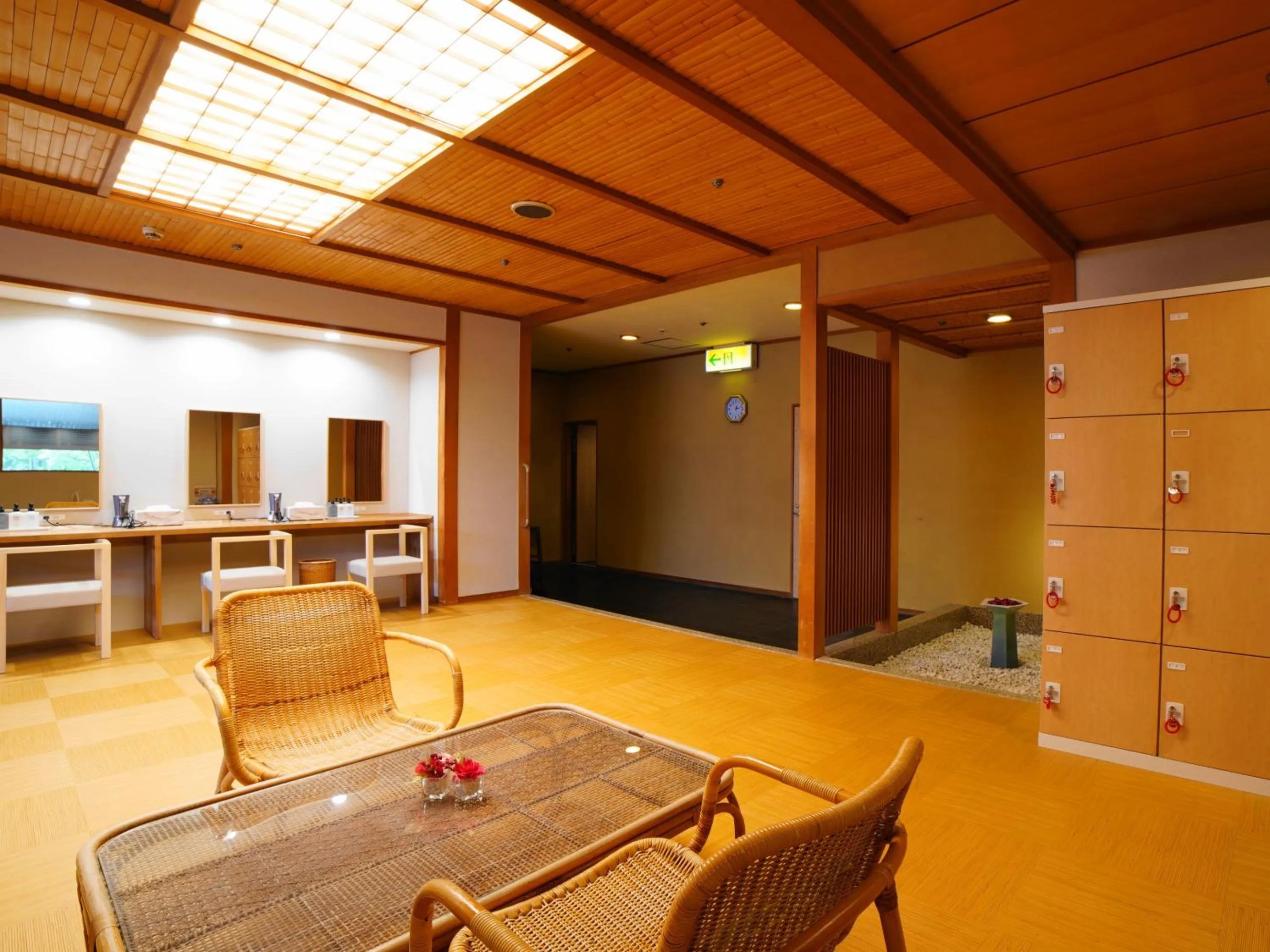 Public Bath in Hoshi