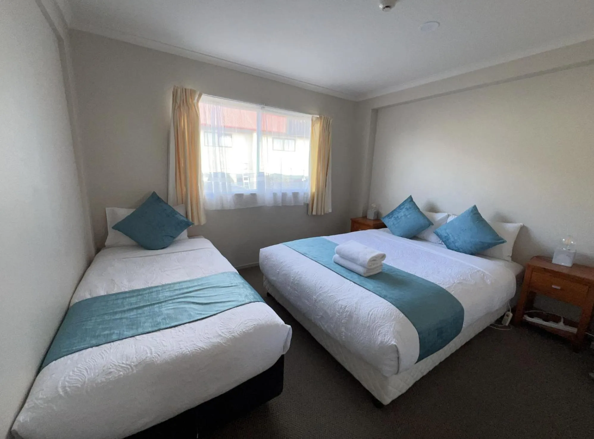 Bedroom, Bed in Mountain View Motel