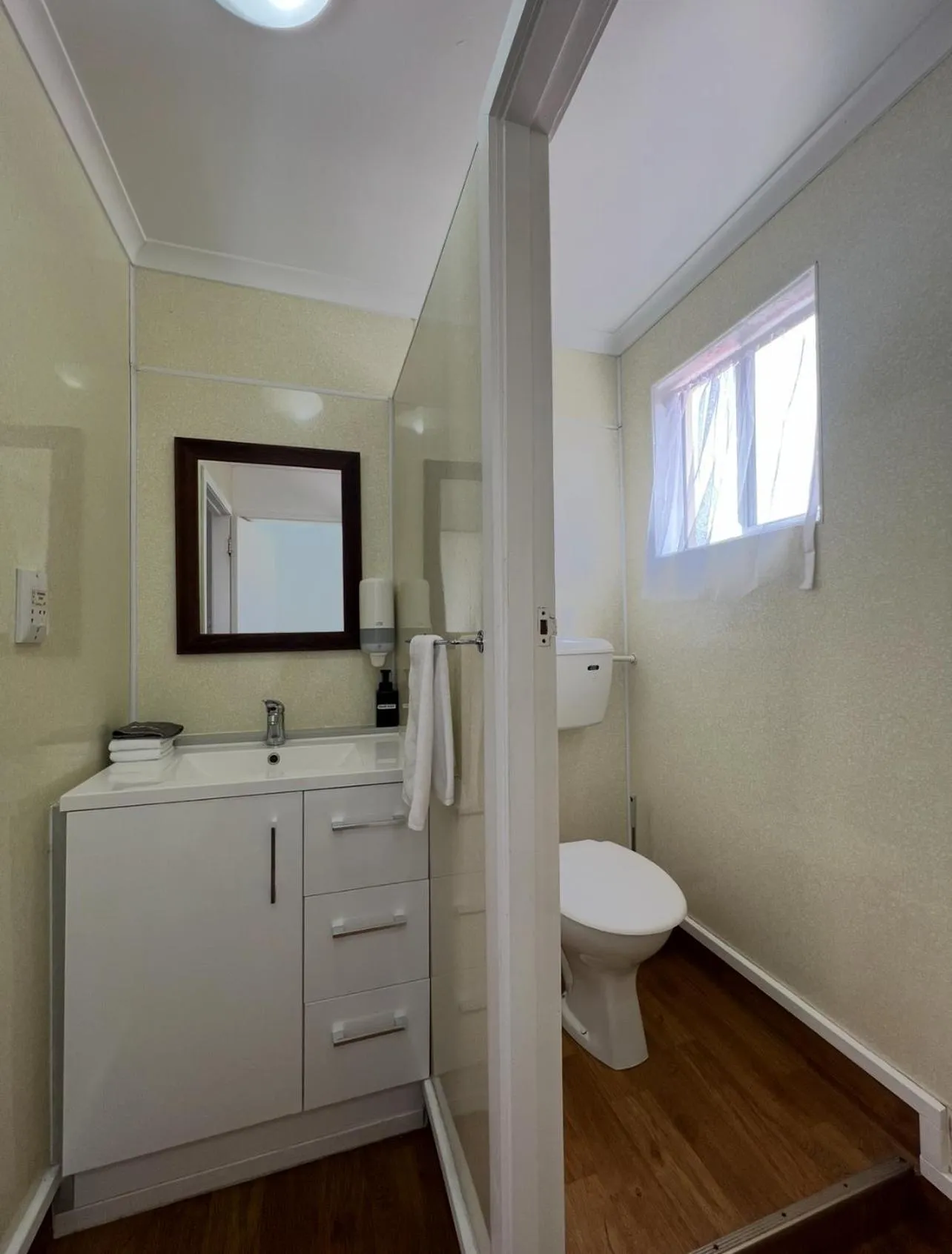 Toilet in Mountain View Motel