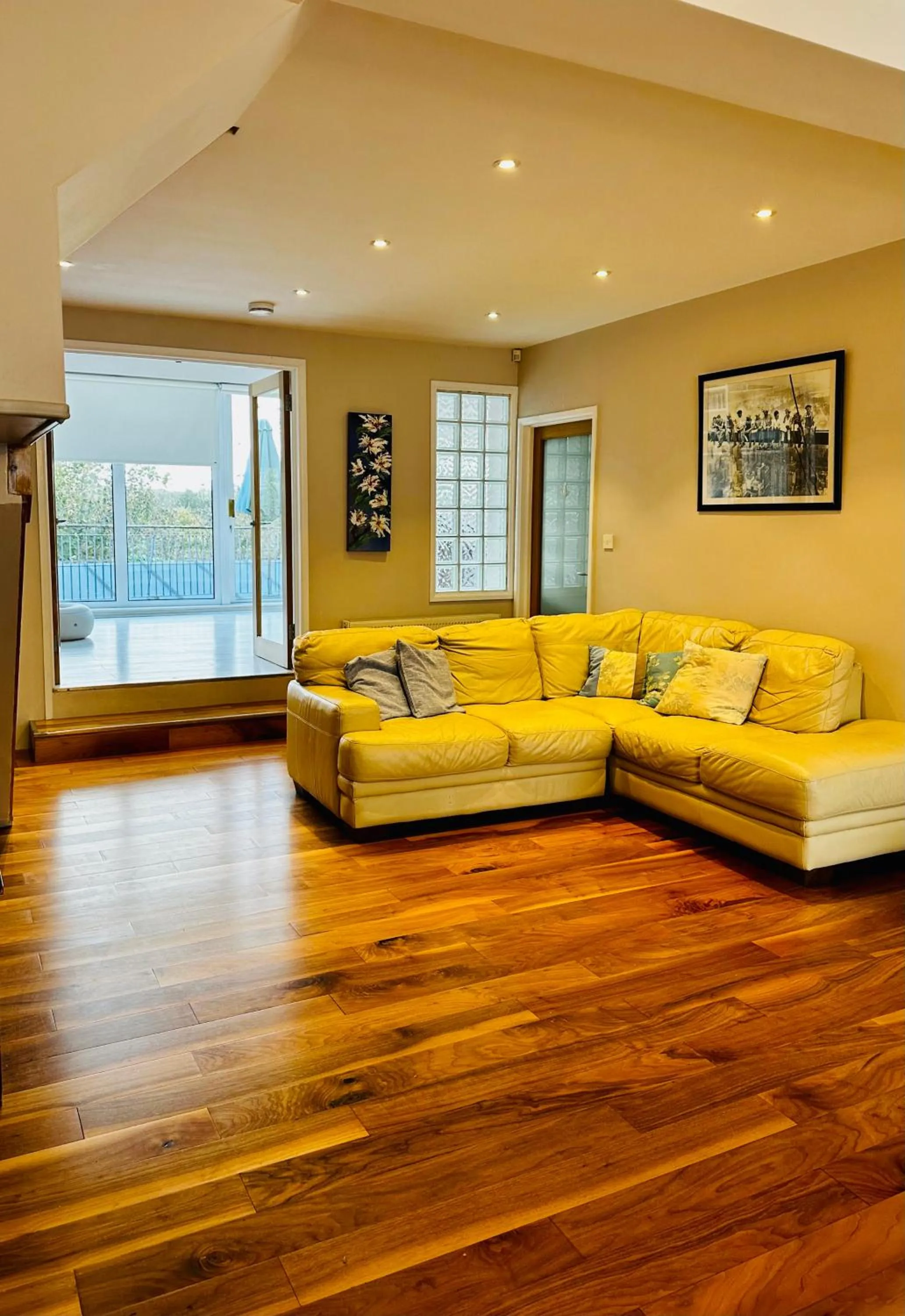 Zoe Bistro & Accommodation