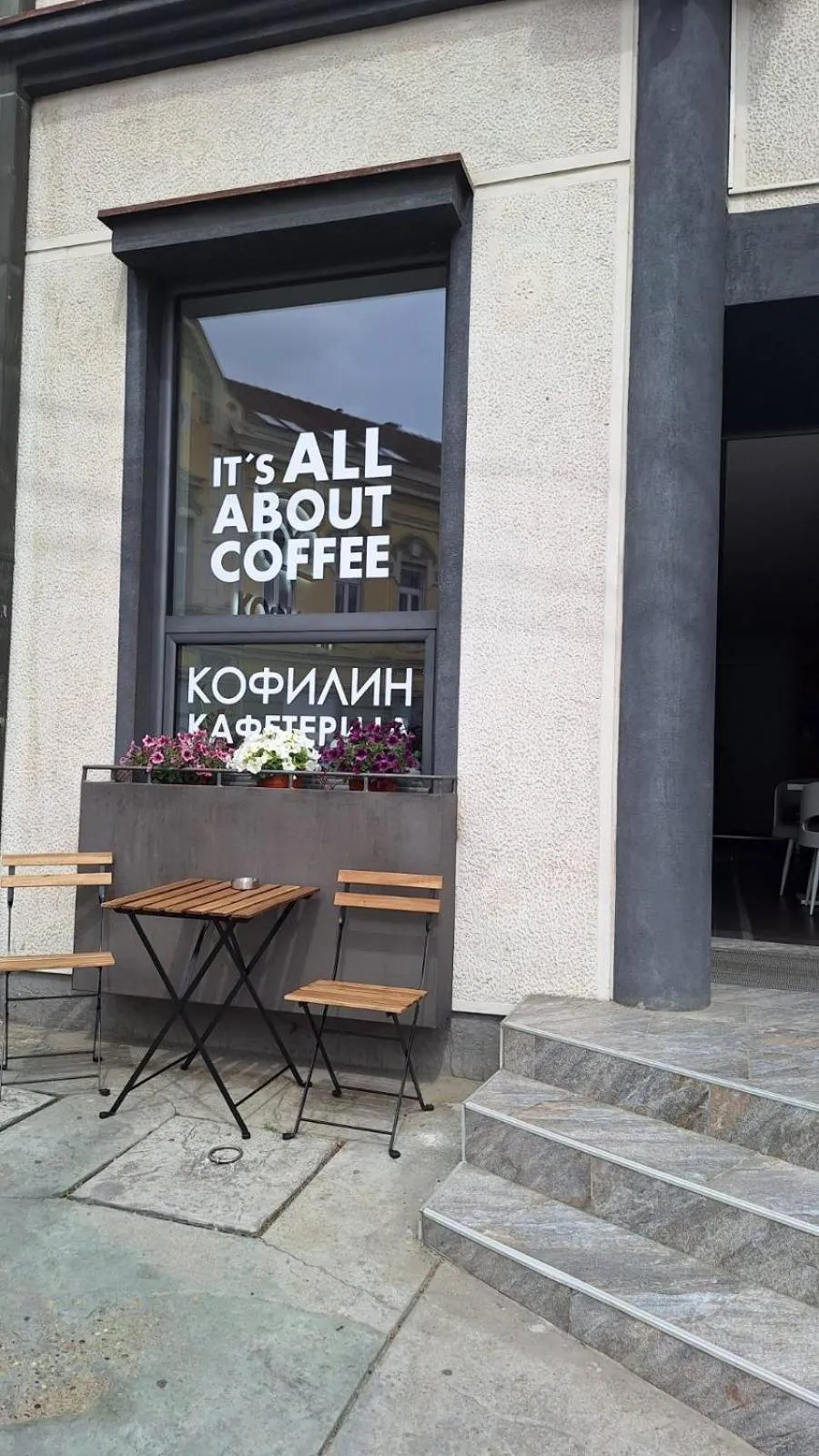 Restaurant/places to eat in Akacija Luxury Suites