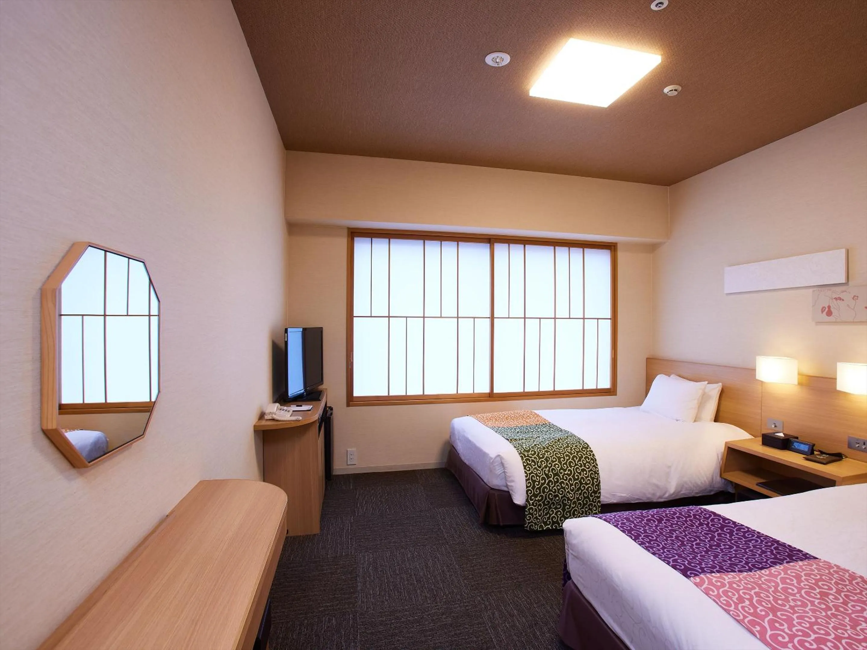 Photo of the whole room, Bed in Kyoto Hot Spring Hatoya Zuihokaku Hotel