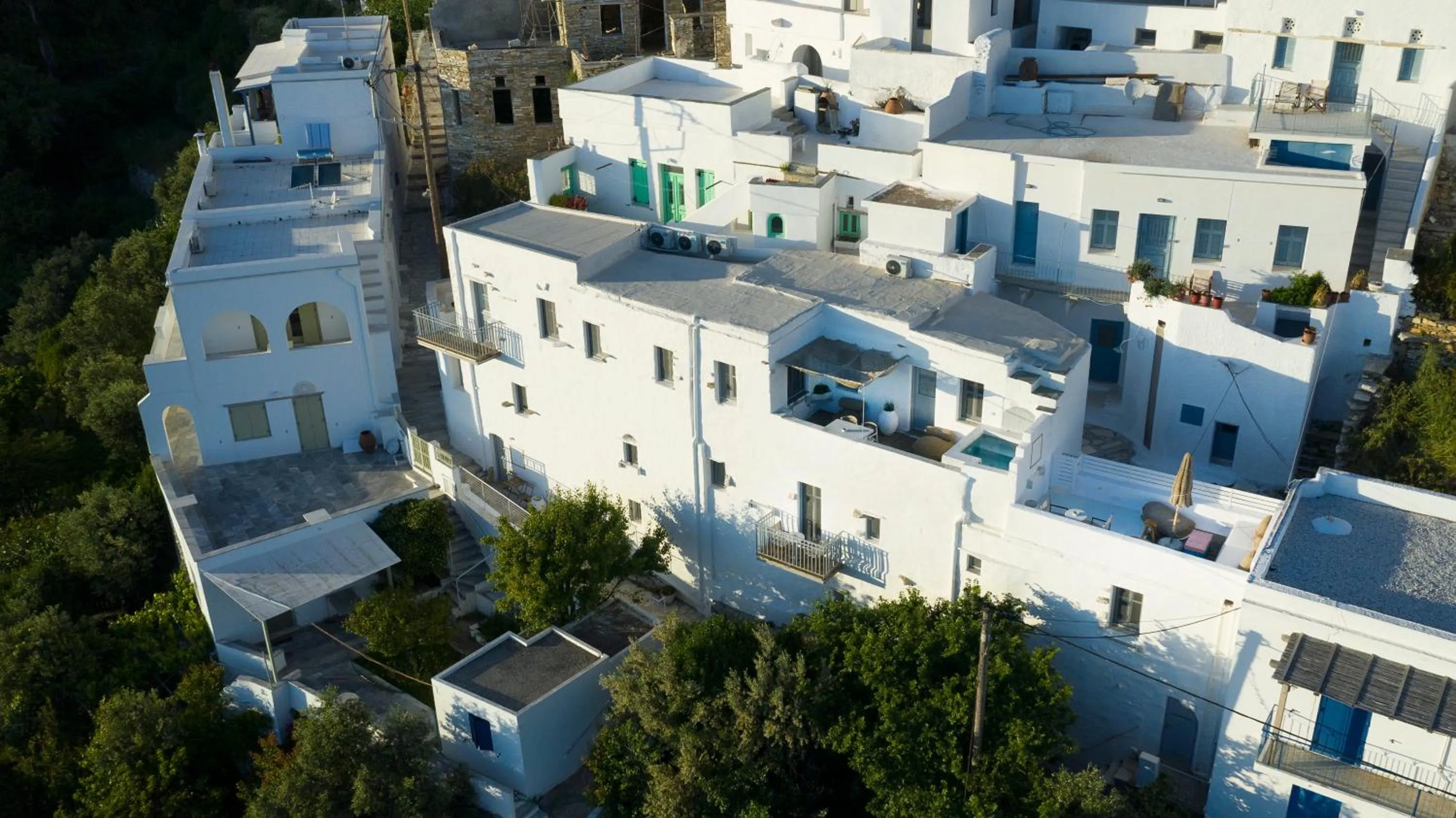 Property building in Living Theros Luxury Suites