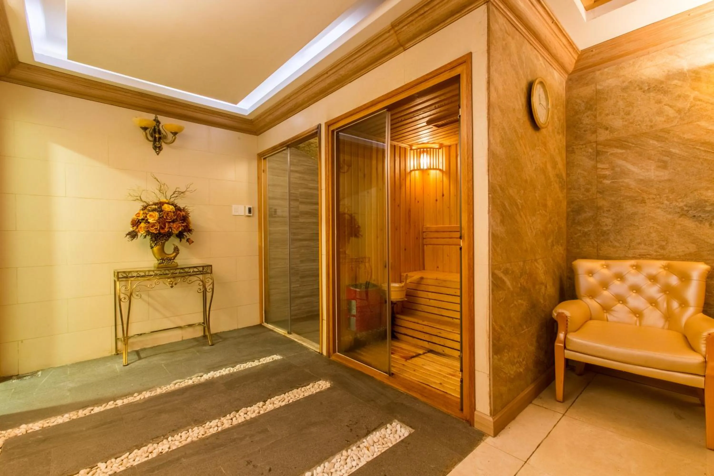 Minh Tam Hotel and Spa