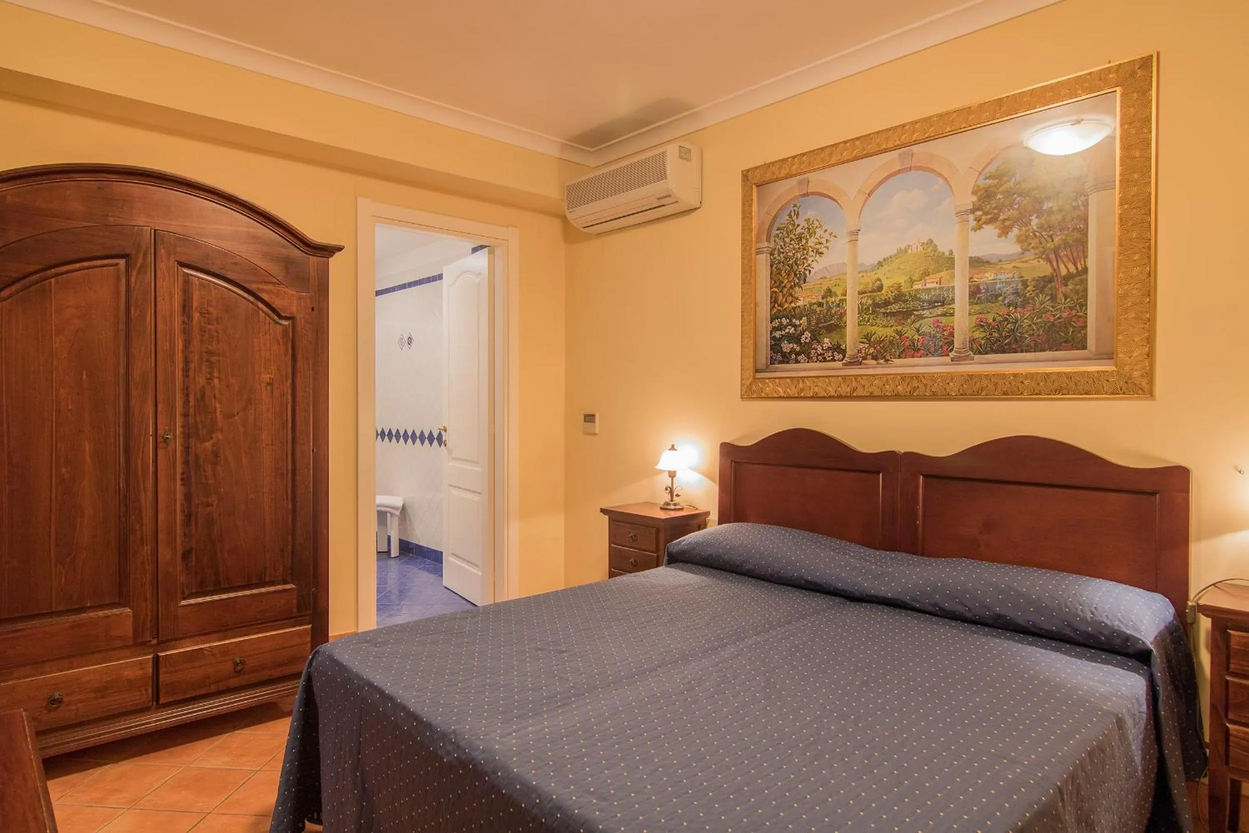 Bedroom, Bed in Apollo B&B