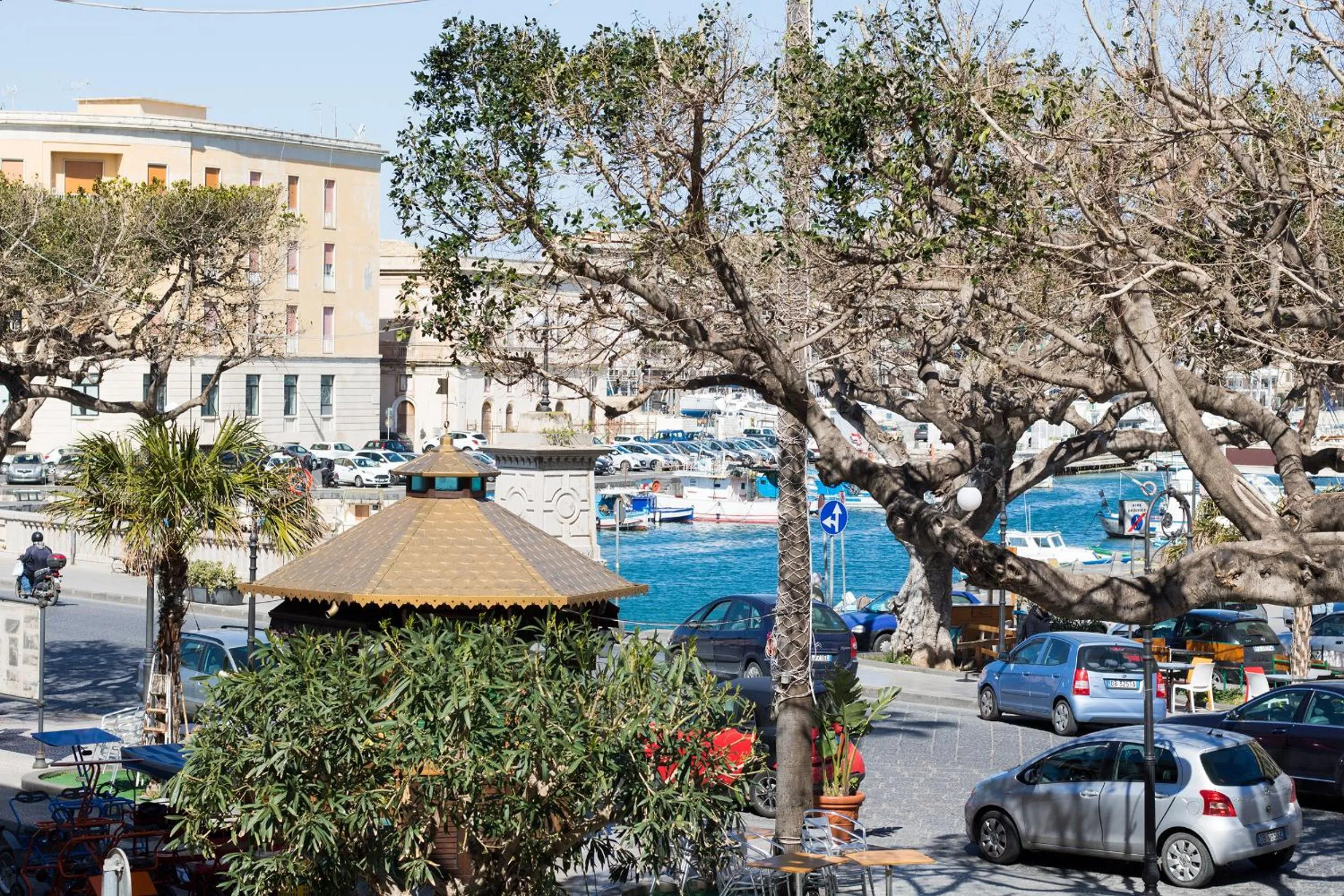 Street view in Apollo B&B