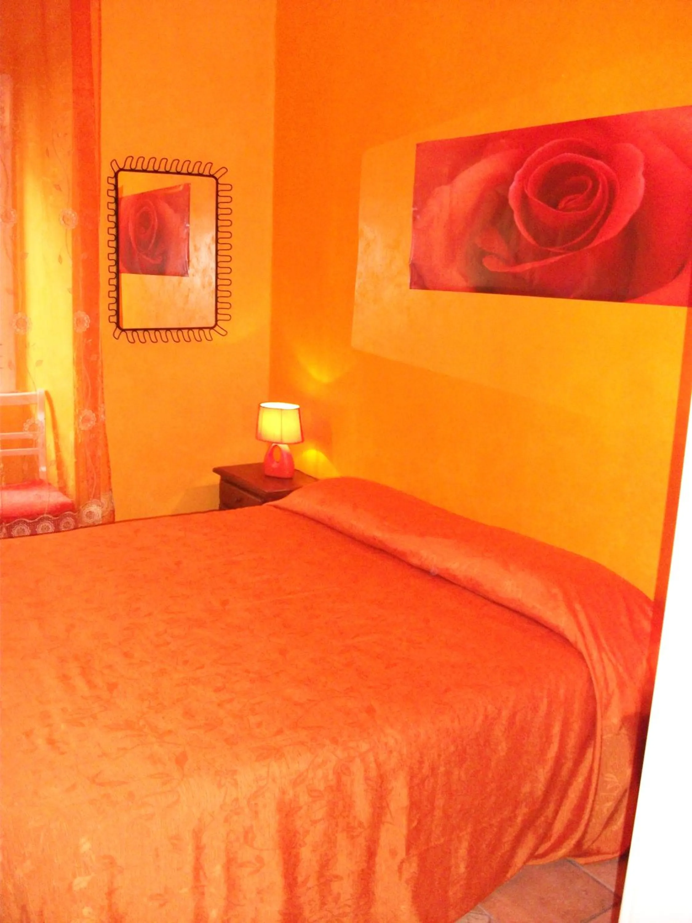 Bedroom, Bed in Max House