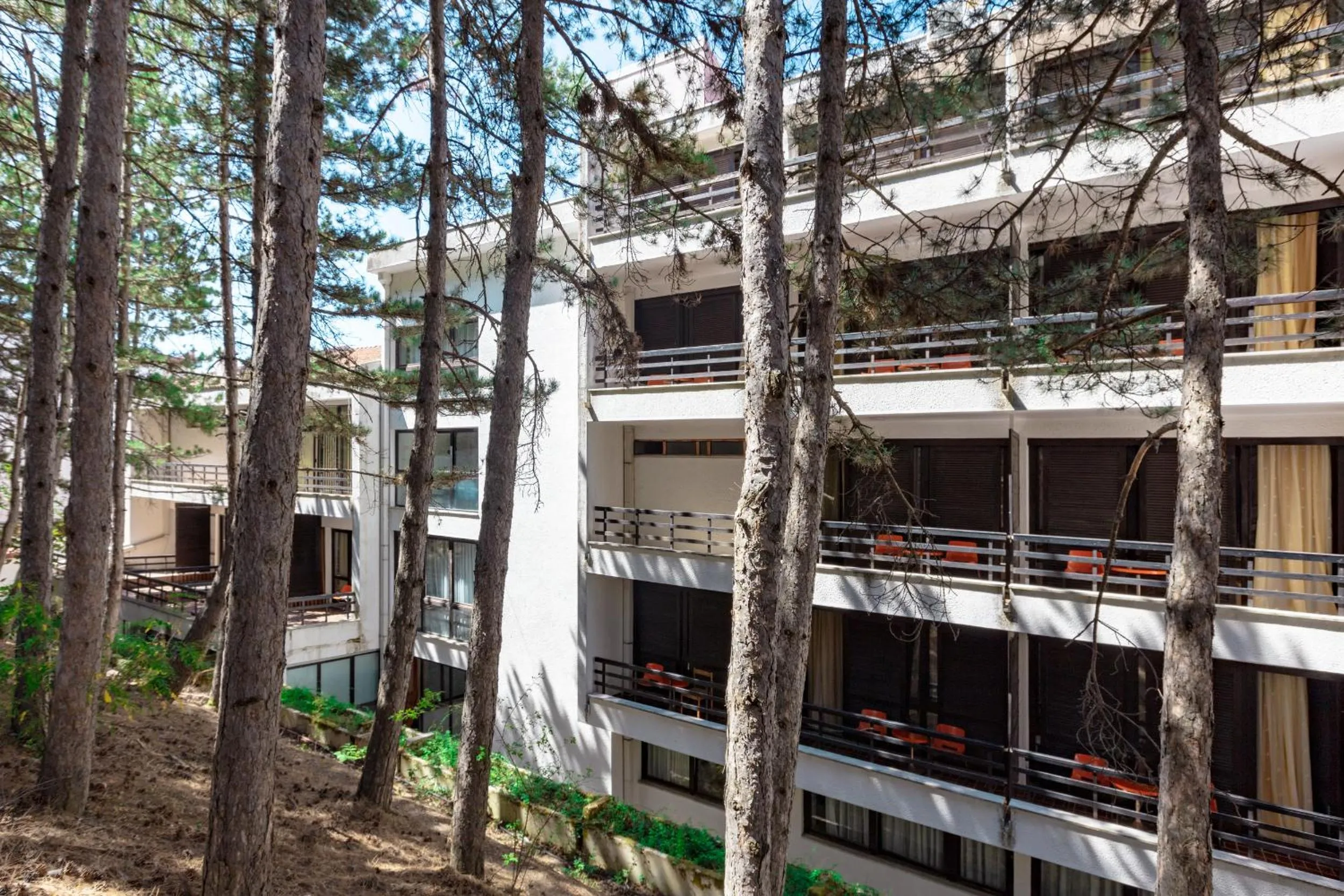 Property building in Hotel Pela