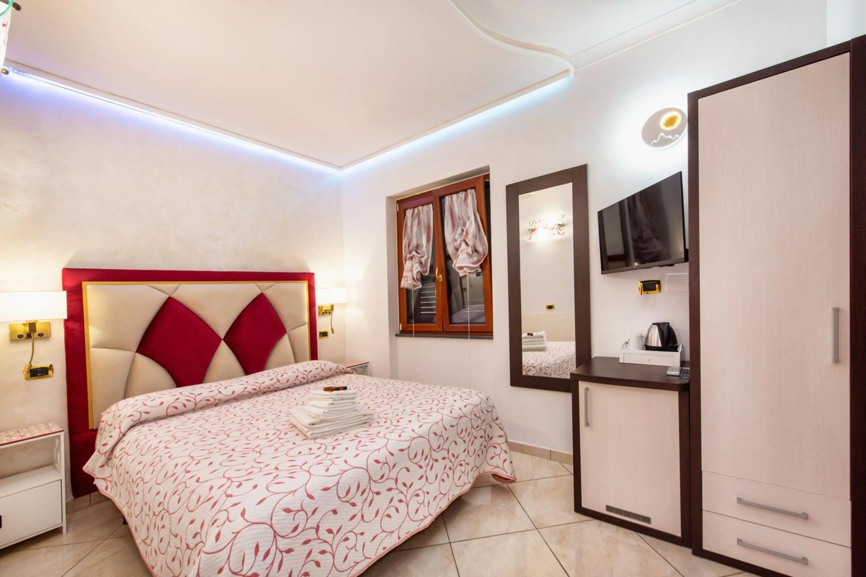 TV and multimedia, Bed in B&B Il Pavone