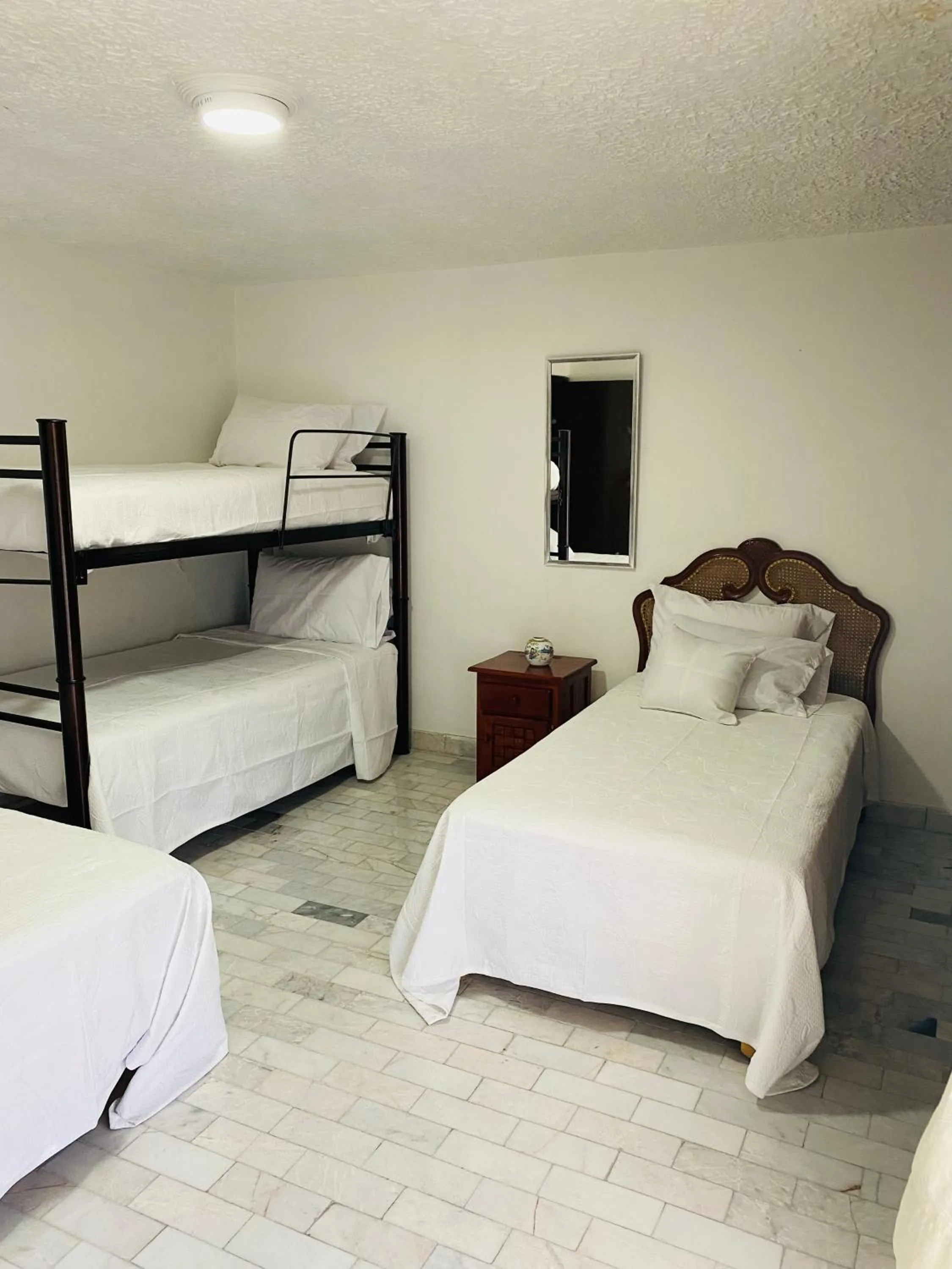 Bed in Hostal Guadalajara Cosmopolitan Providencia