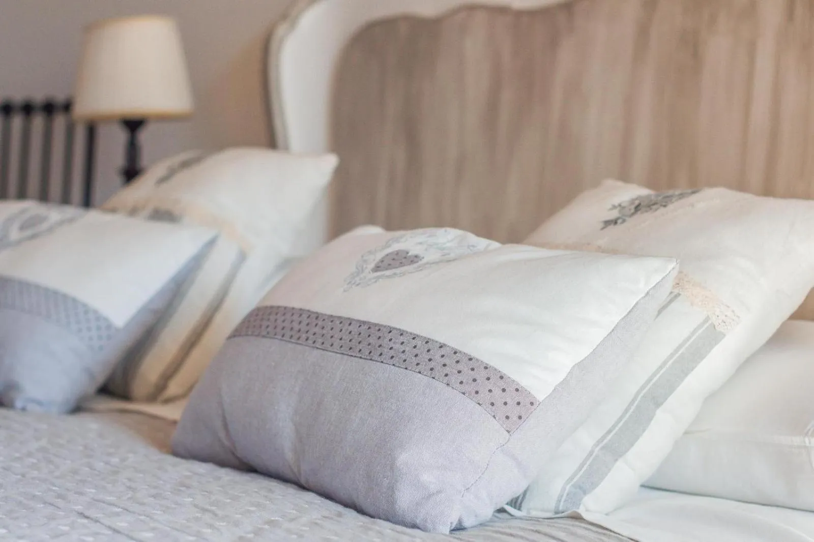 Bed in Orchidea Del Garda