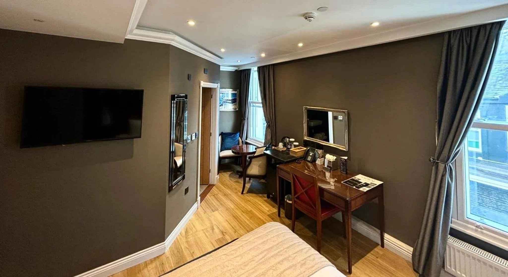 TV and multimedia in Halvard Hotel