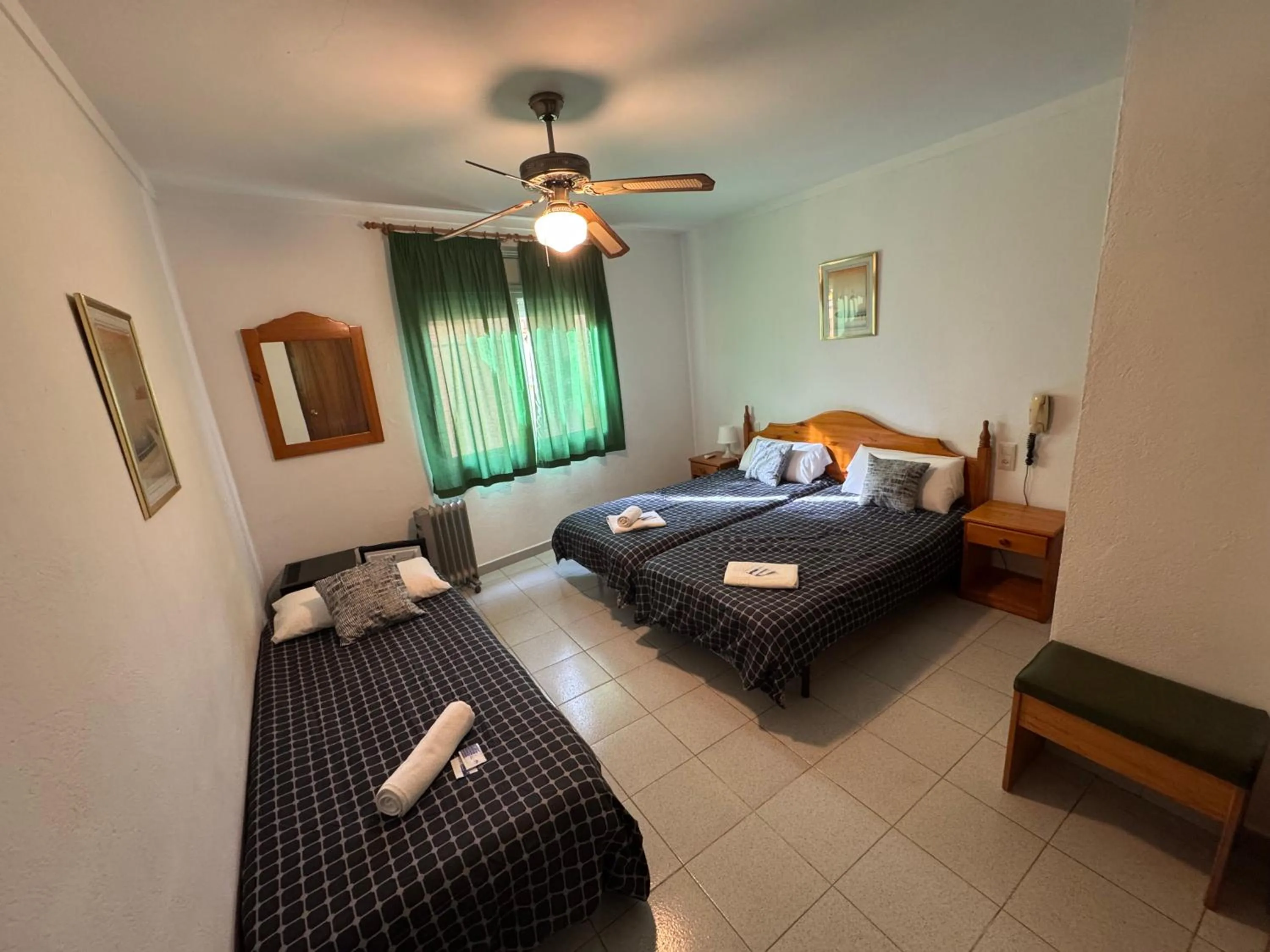 Triple Room in Hotel El Pescador