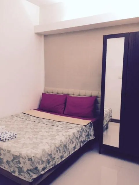 Photo of the whole room, Bed in Nine Place Sukhumvit 40