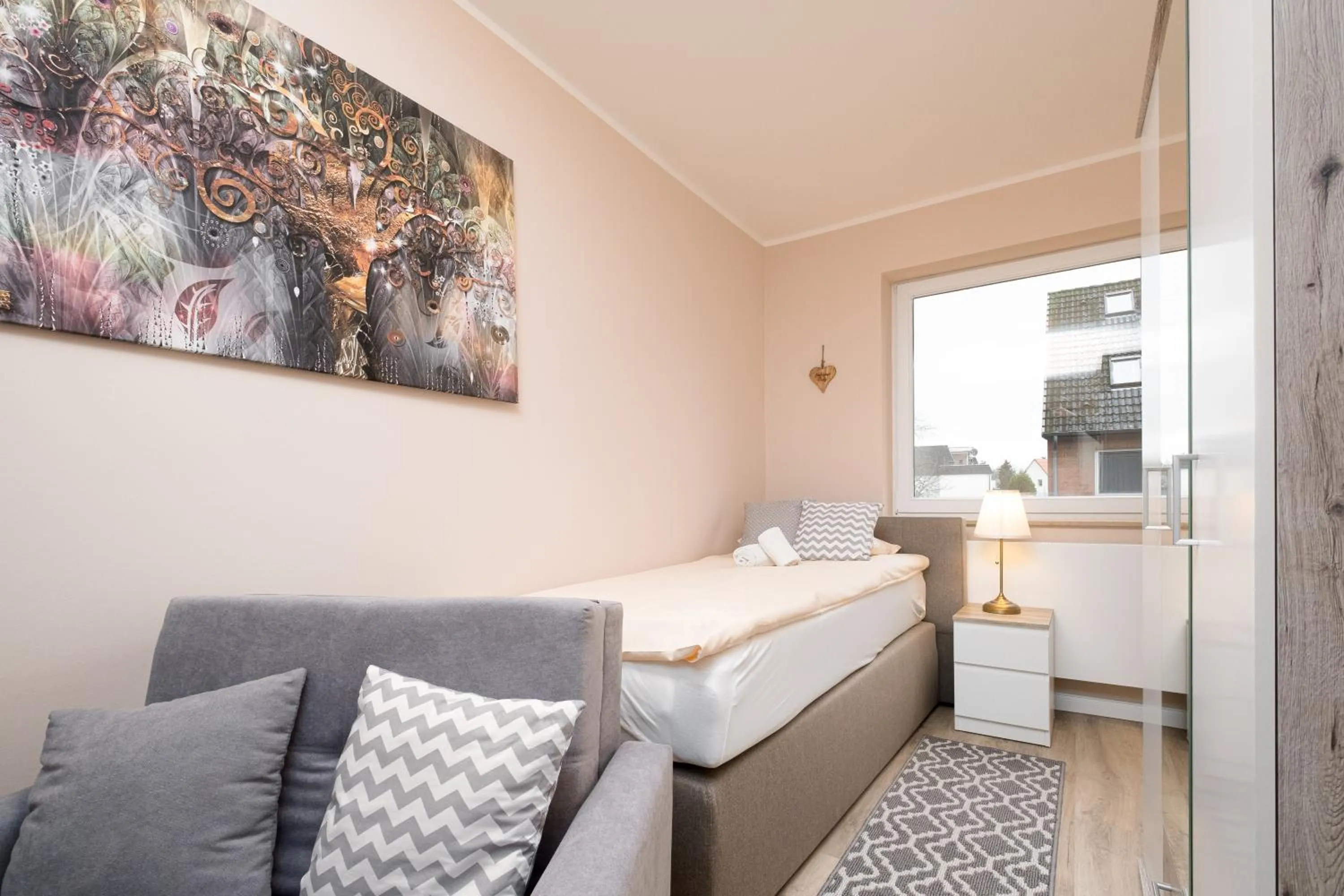 Single Room with Shared Bathroom - single occupancy in Gästehaus "Kleines Stadtidyll" -Zimmer und Apartments