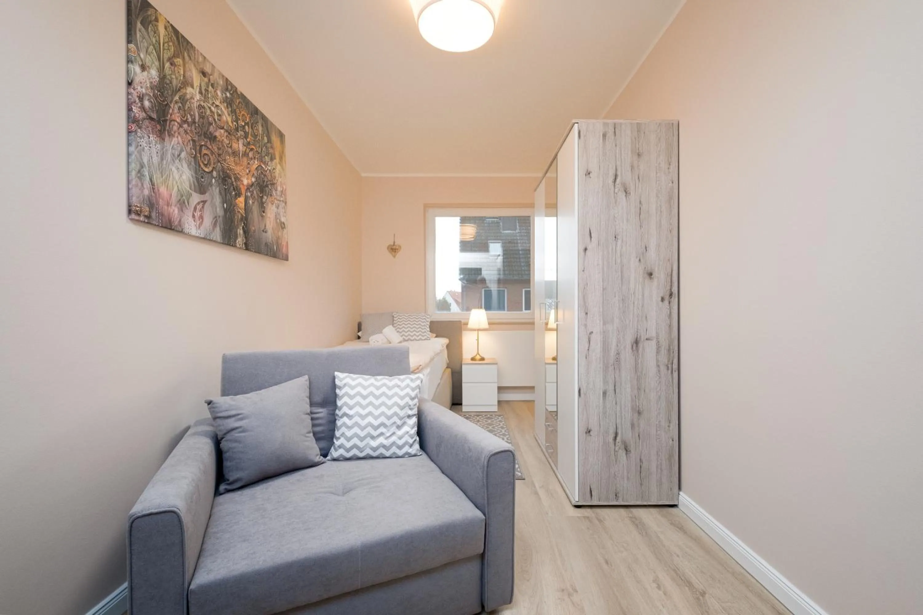 Single Room with Shared Bathroom - single occupancy in Gästehaus Kleines Stadtidyll