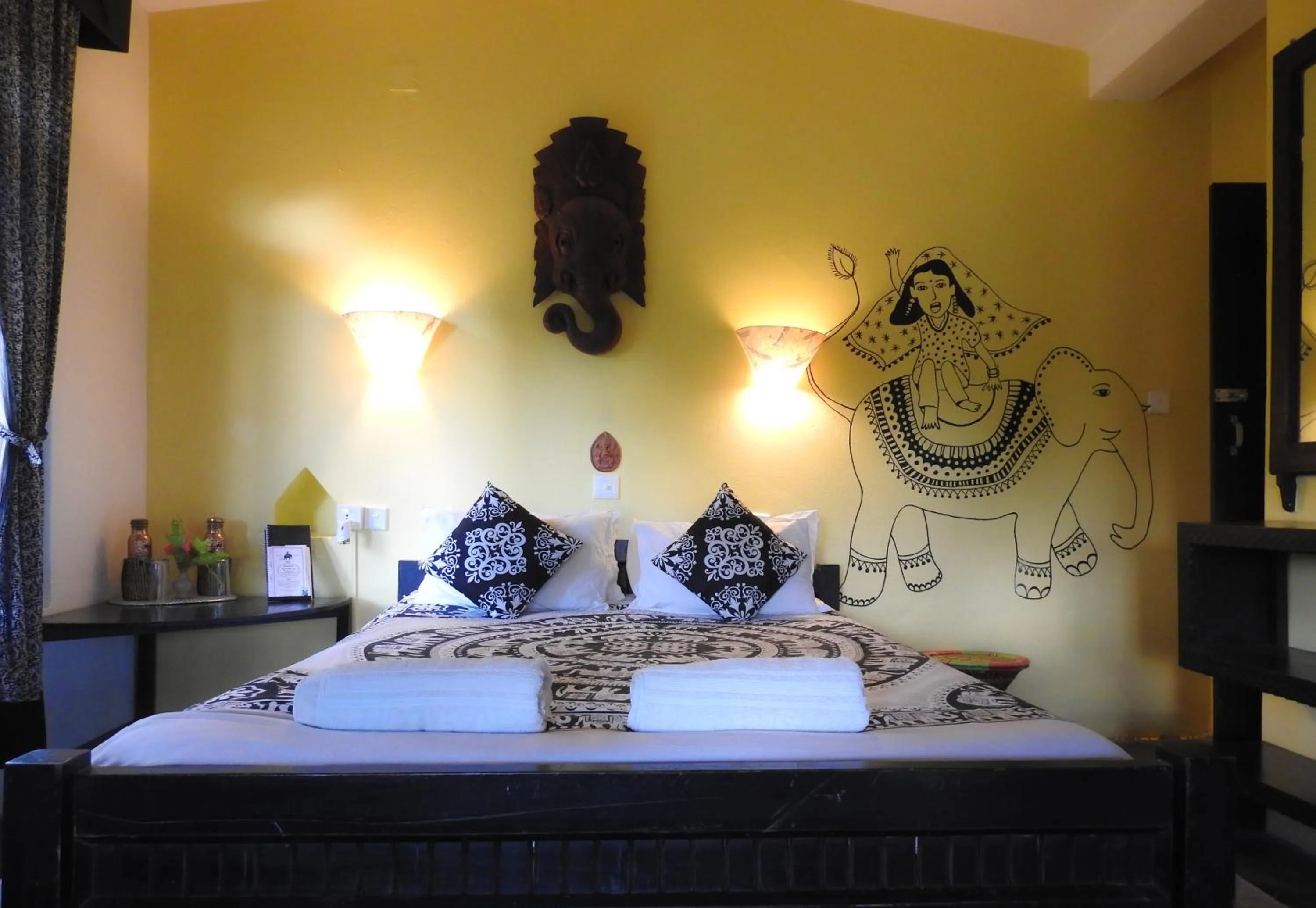Guests, Bed in Sapana Village Lodge