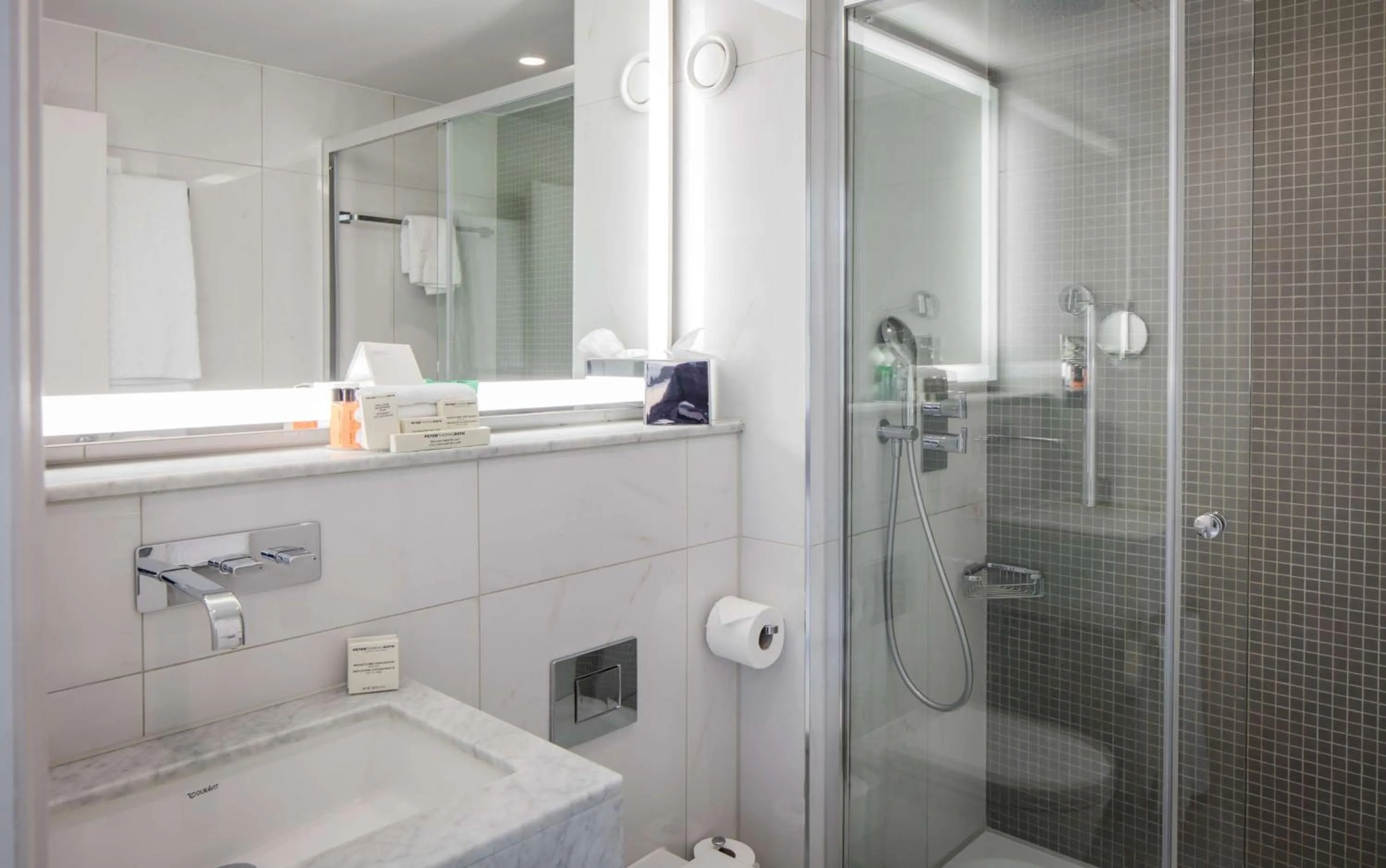 Bathroom in Hilton London Angel Islington