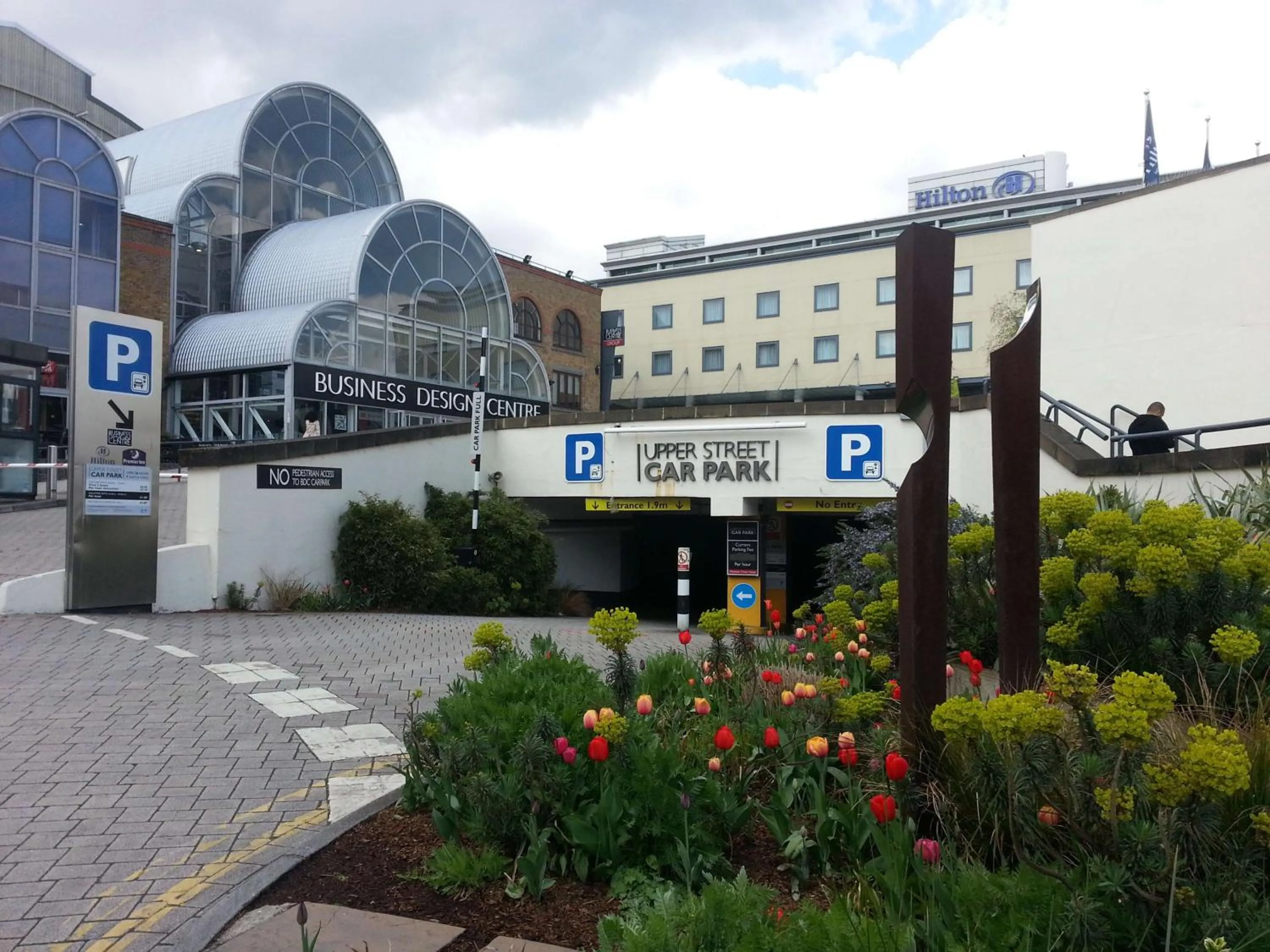 Property building in Hilton London Angel Islington