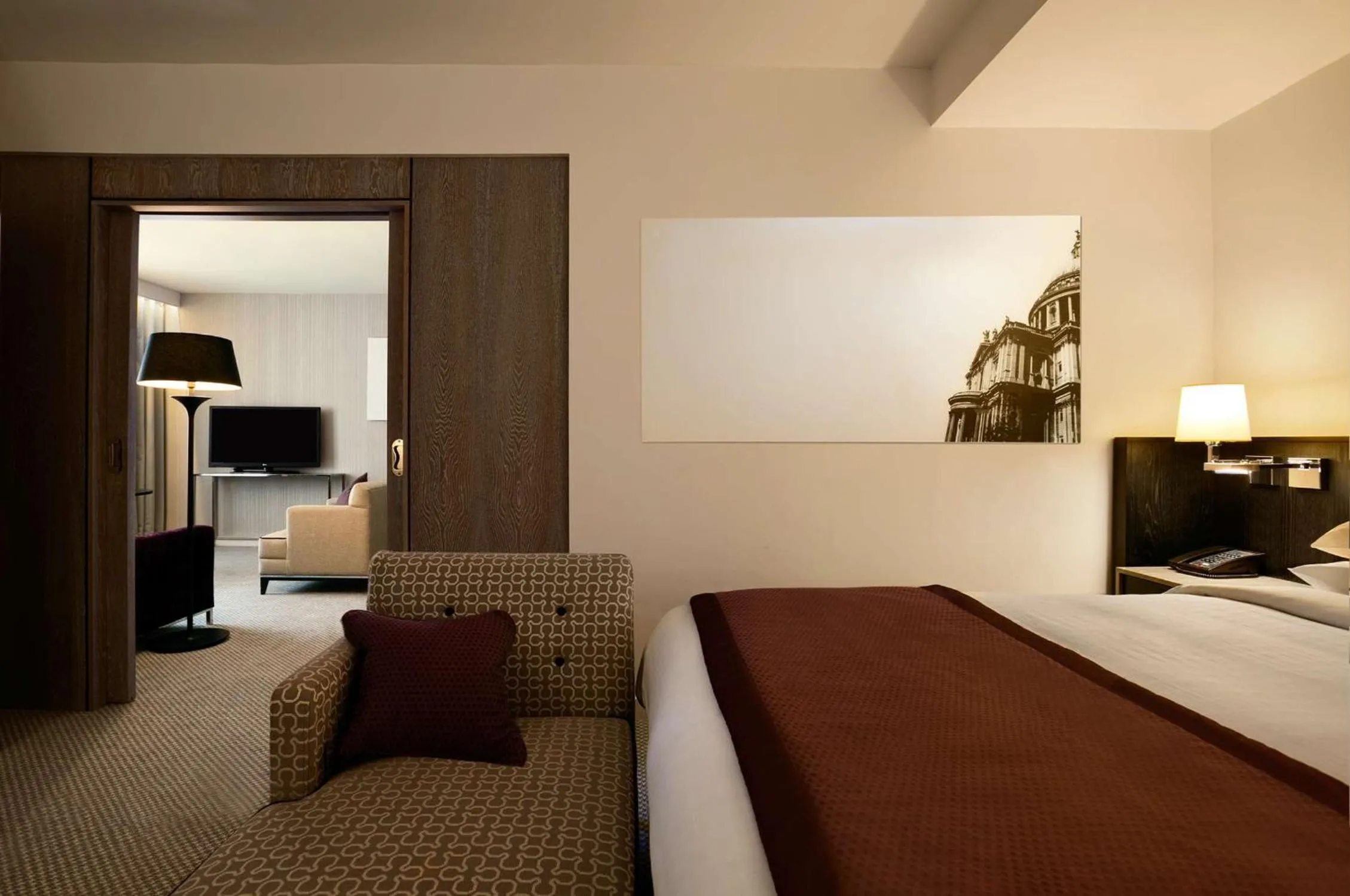 Bed in Hilton London Angel Islington