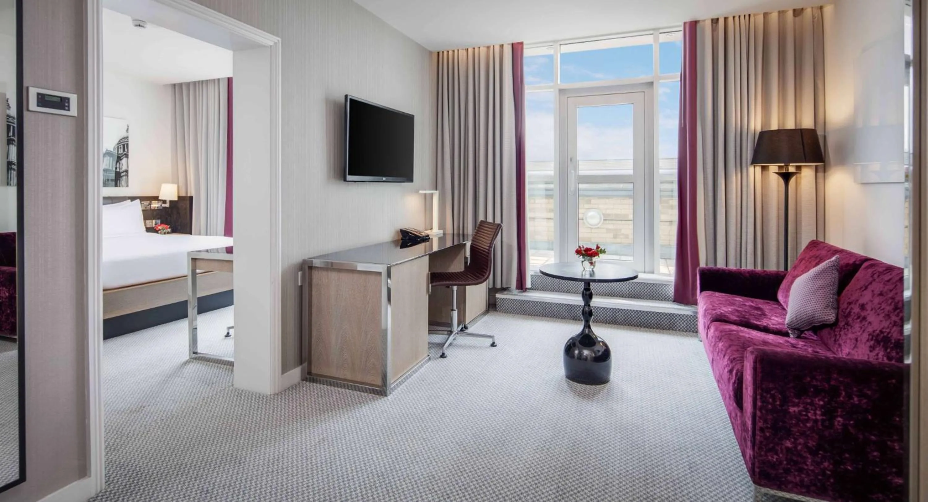 Bed in Hilton London Angel Islington