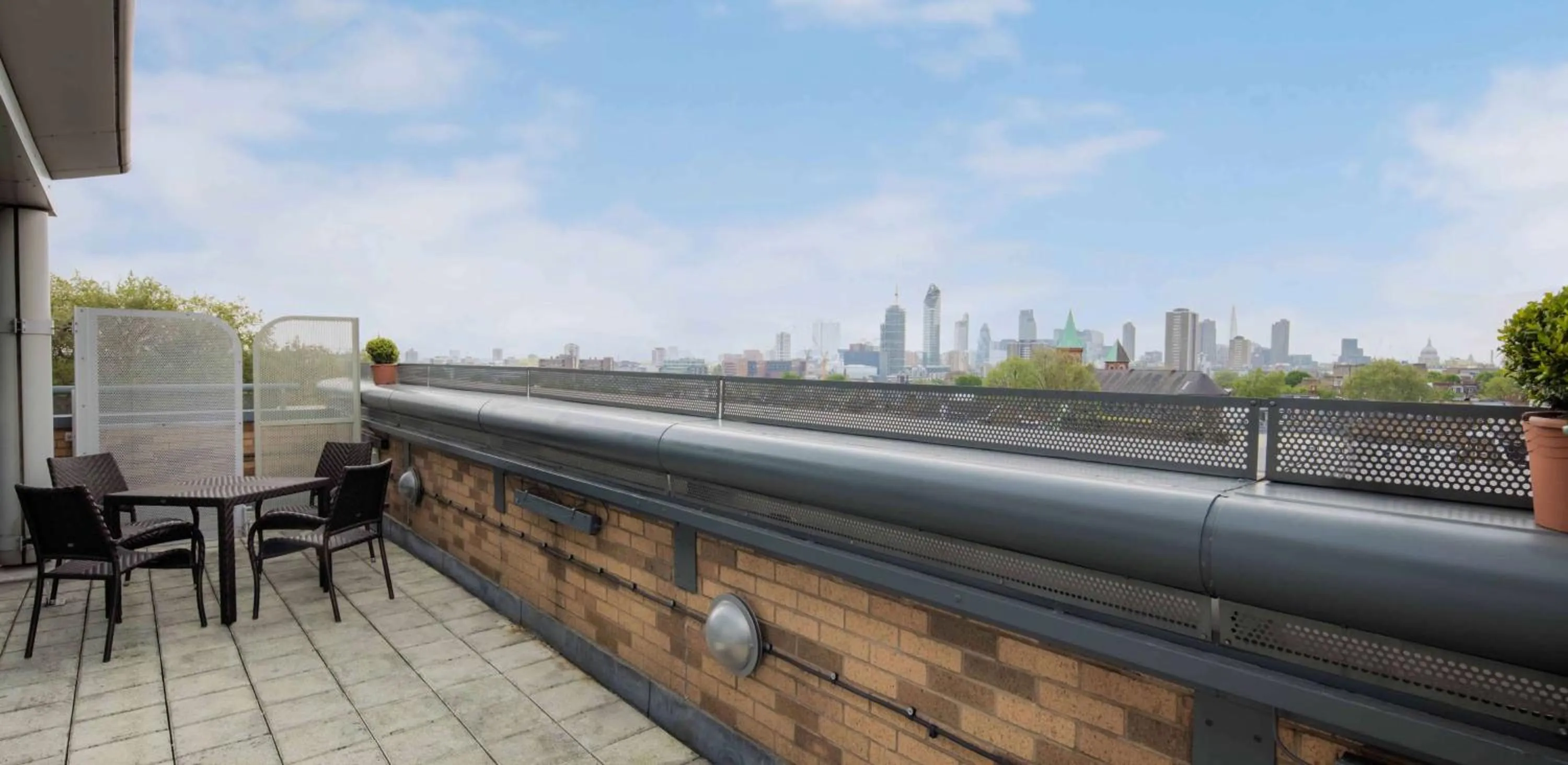 Bed in Hilton London Angel Islington