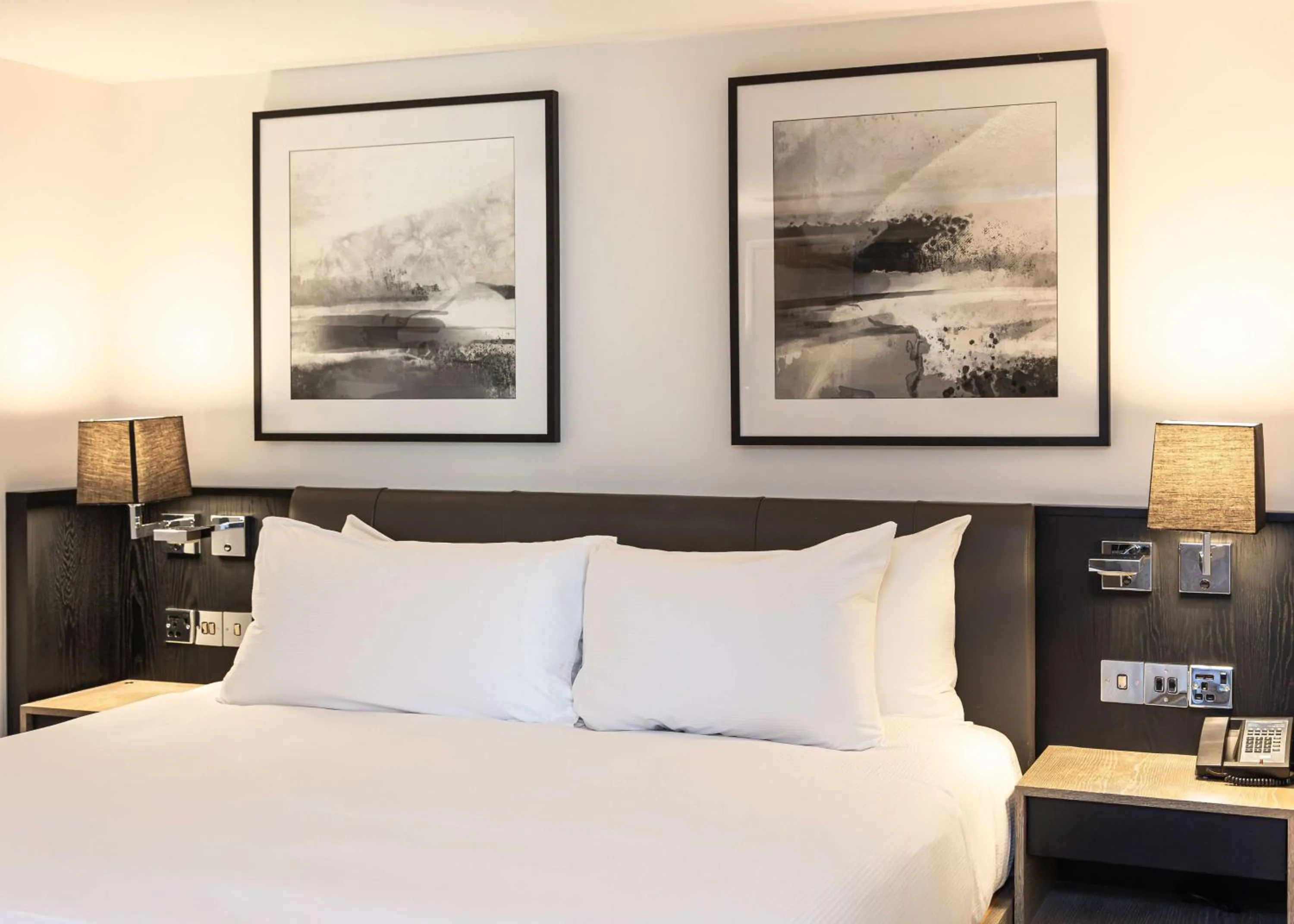 Bed in Hilton London Angel Islington