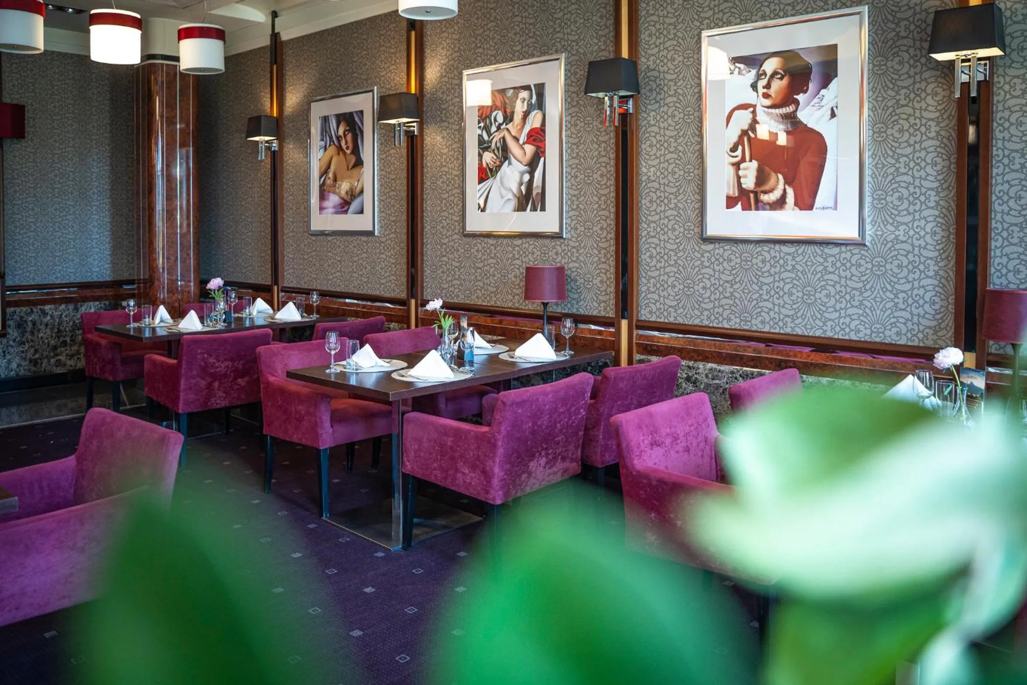 Restaurant/places to eat in Hotel Panorama