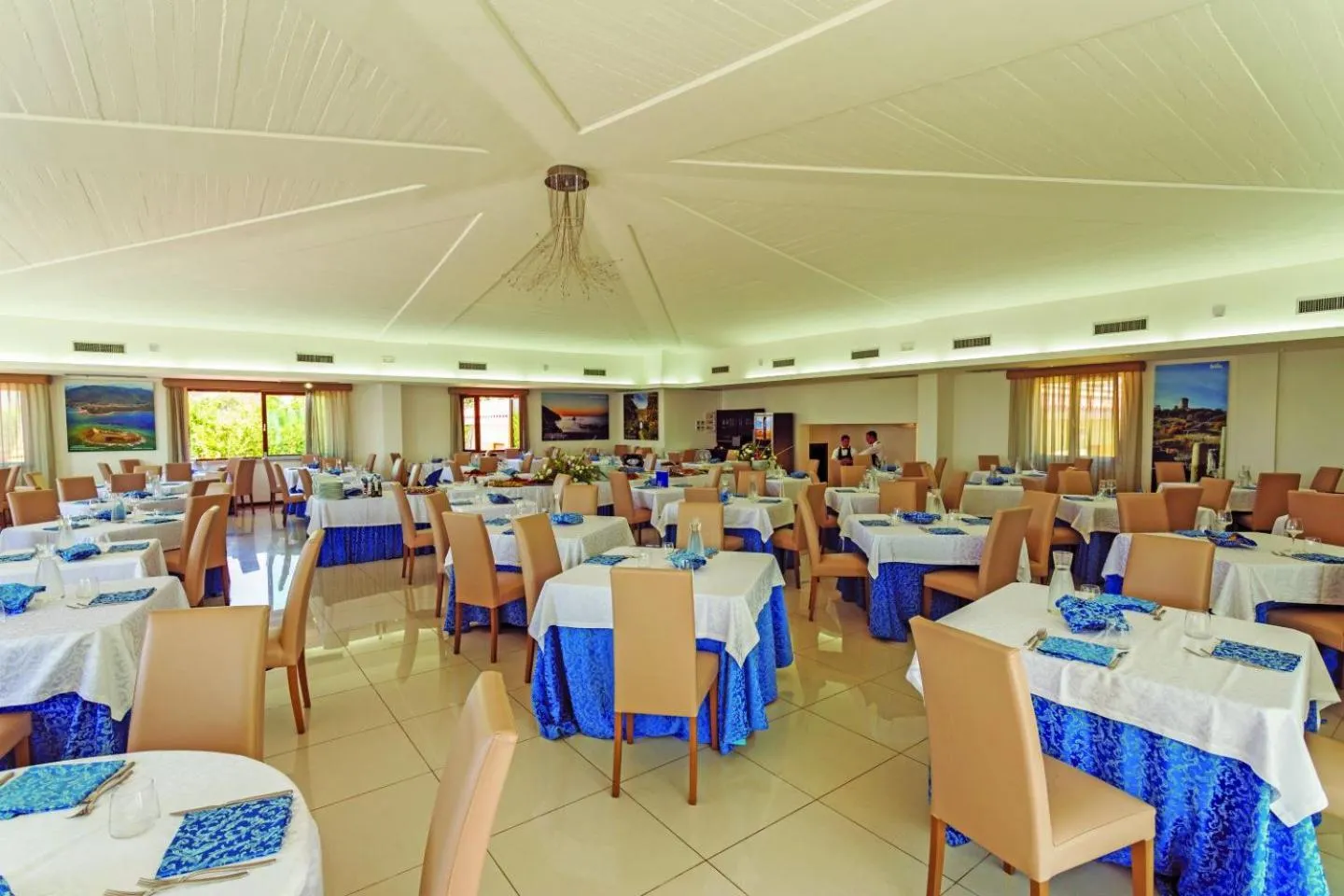 Restaurant/places to eat in Futura Club Cilento