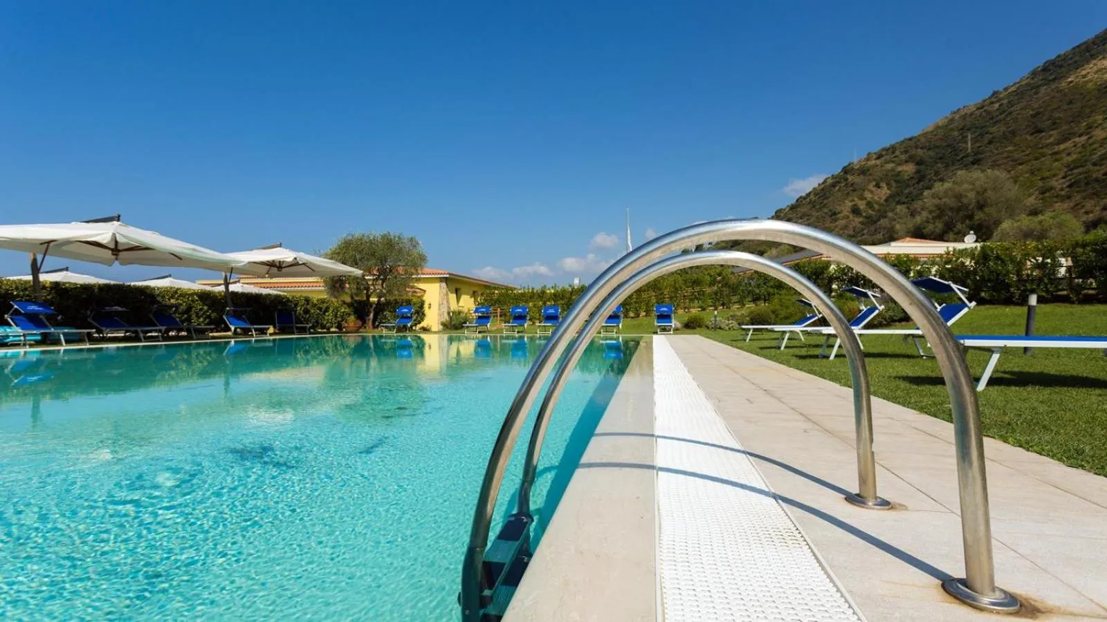 Swimming pool in Futura Club Cilento