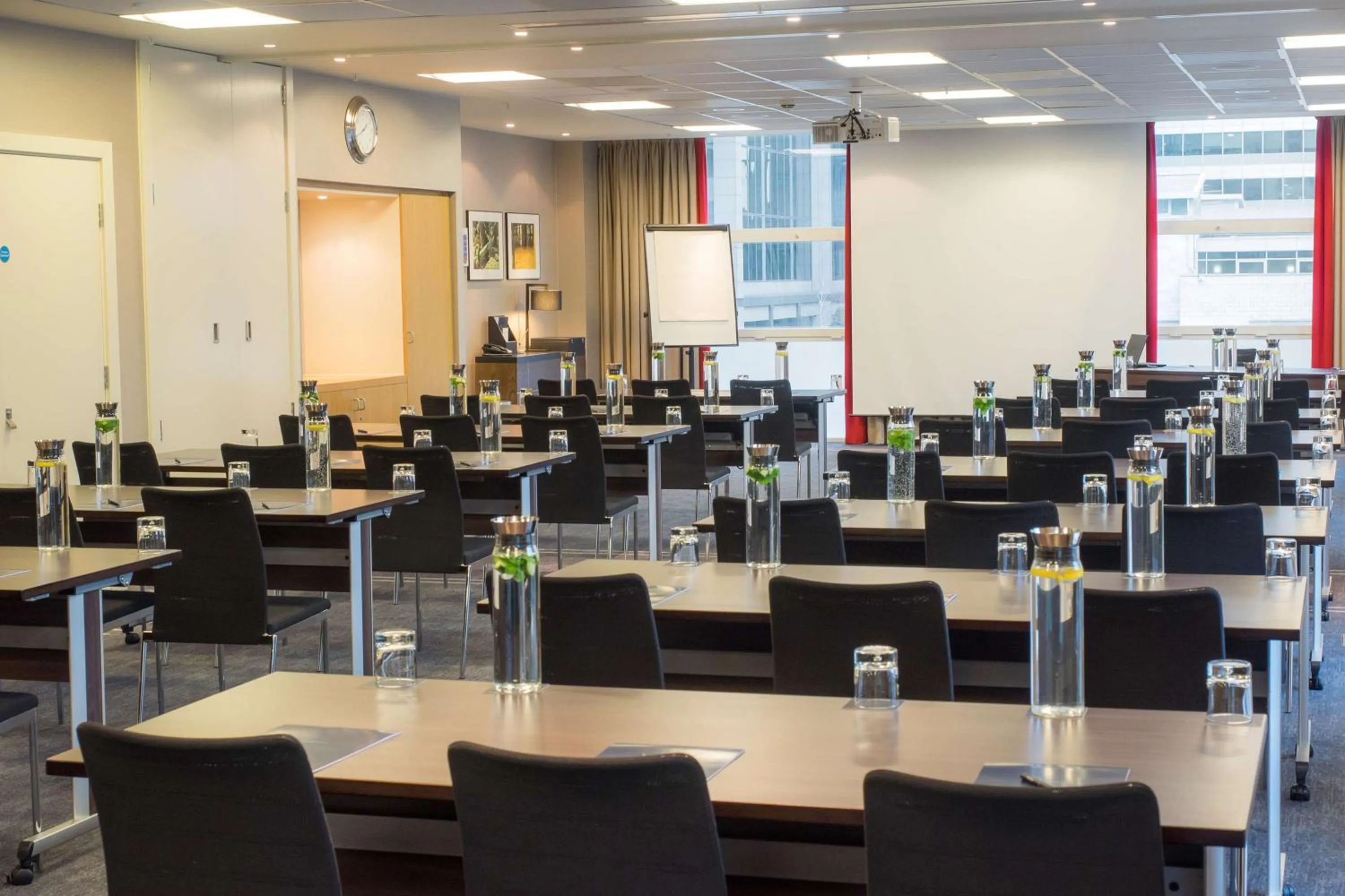 Meeting/conference room in Hilton London Canary Wharf