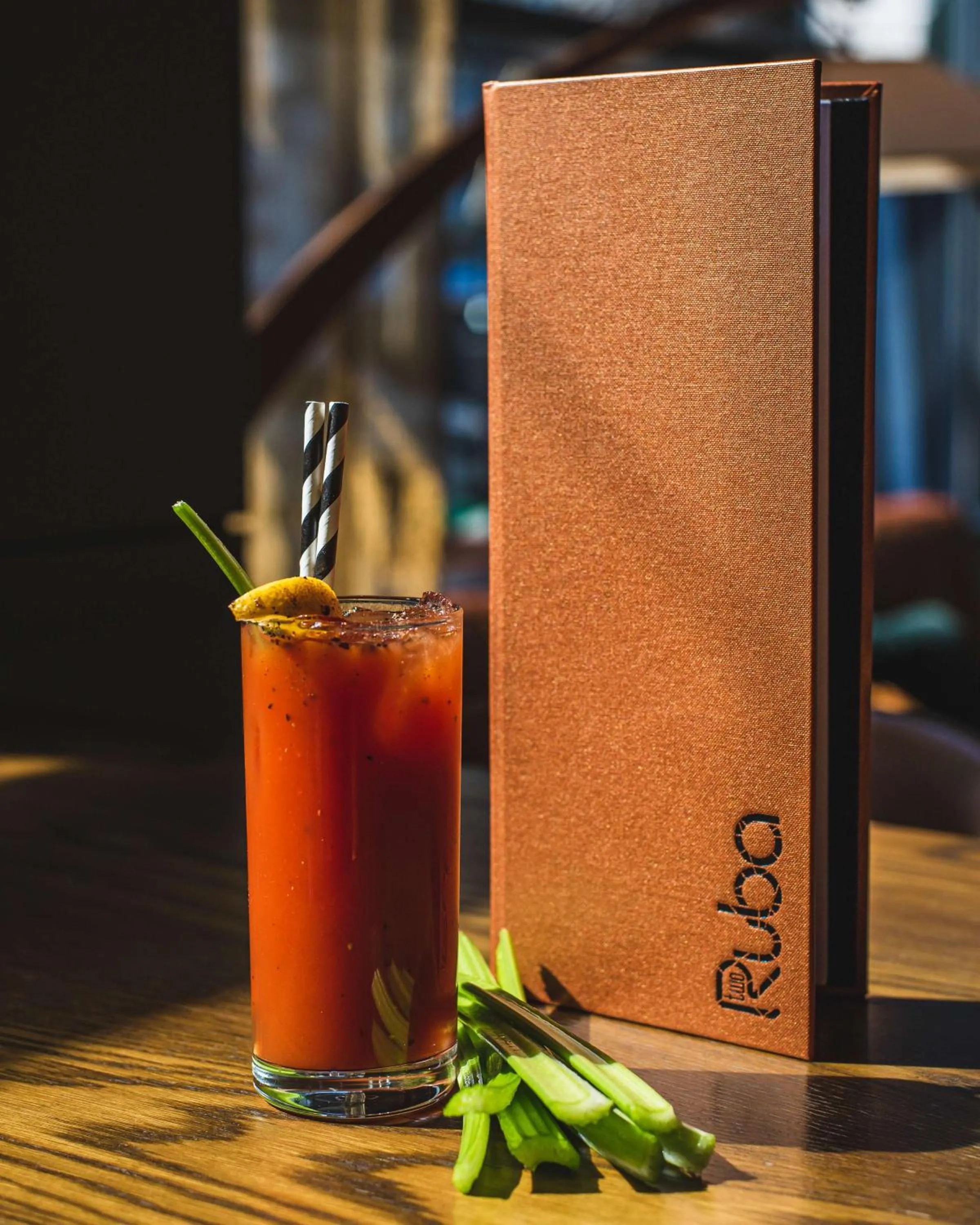 Lounge or bar in Hilton London Canary Wharf