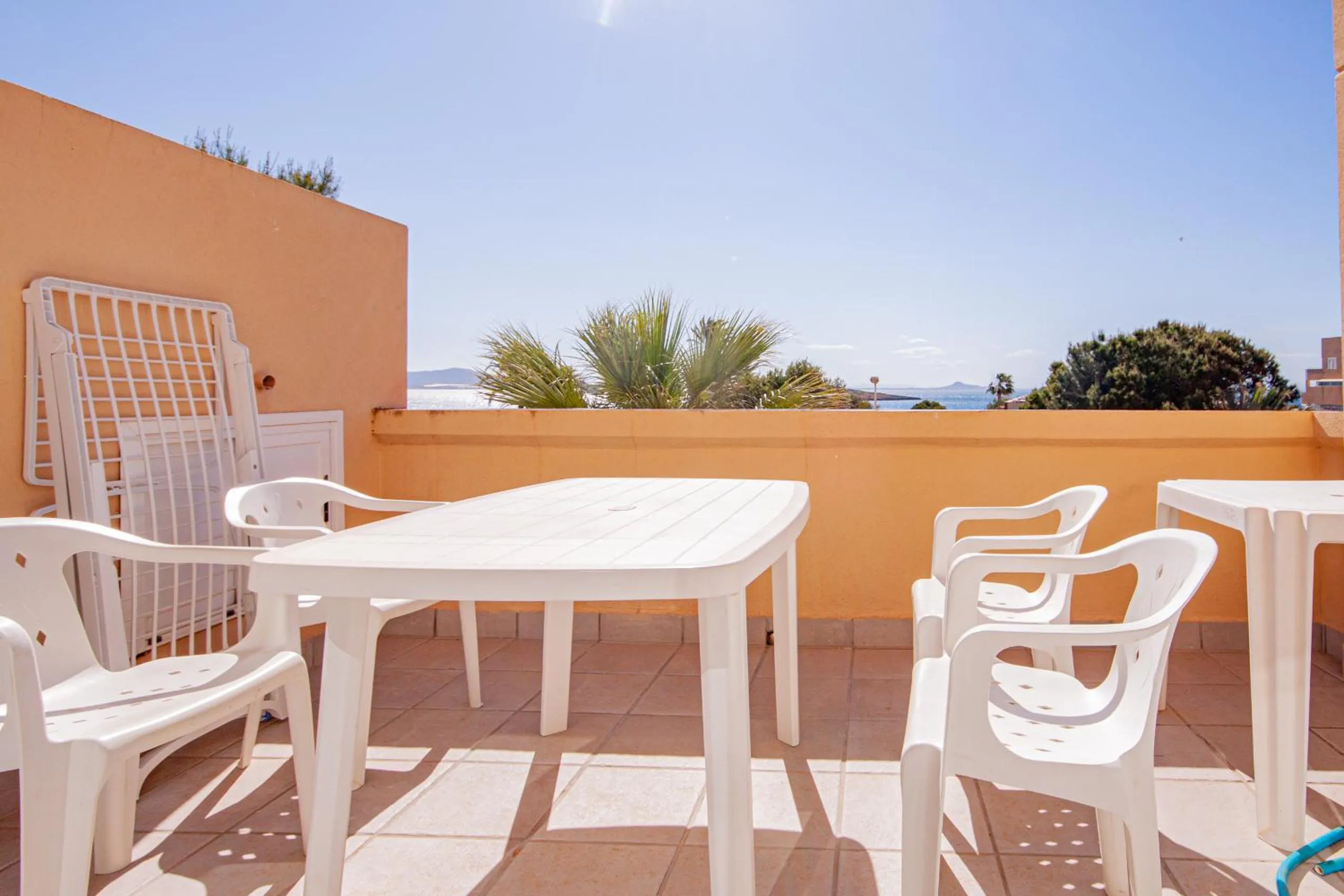 Balcony/Terrace in Inmovecos apart con piscina Alisios 227