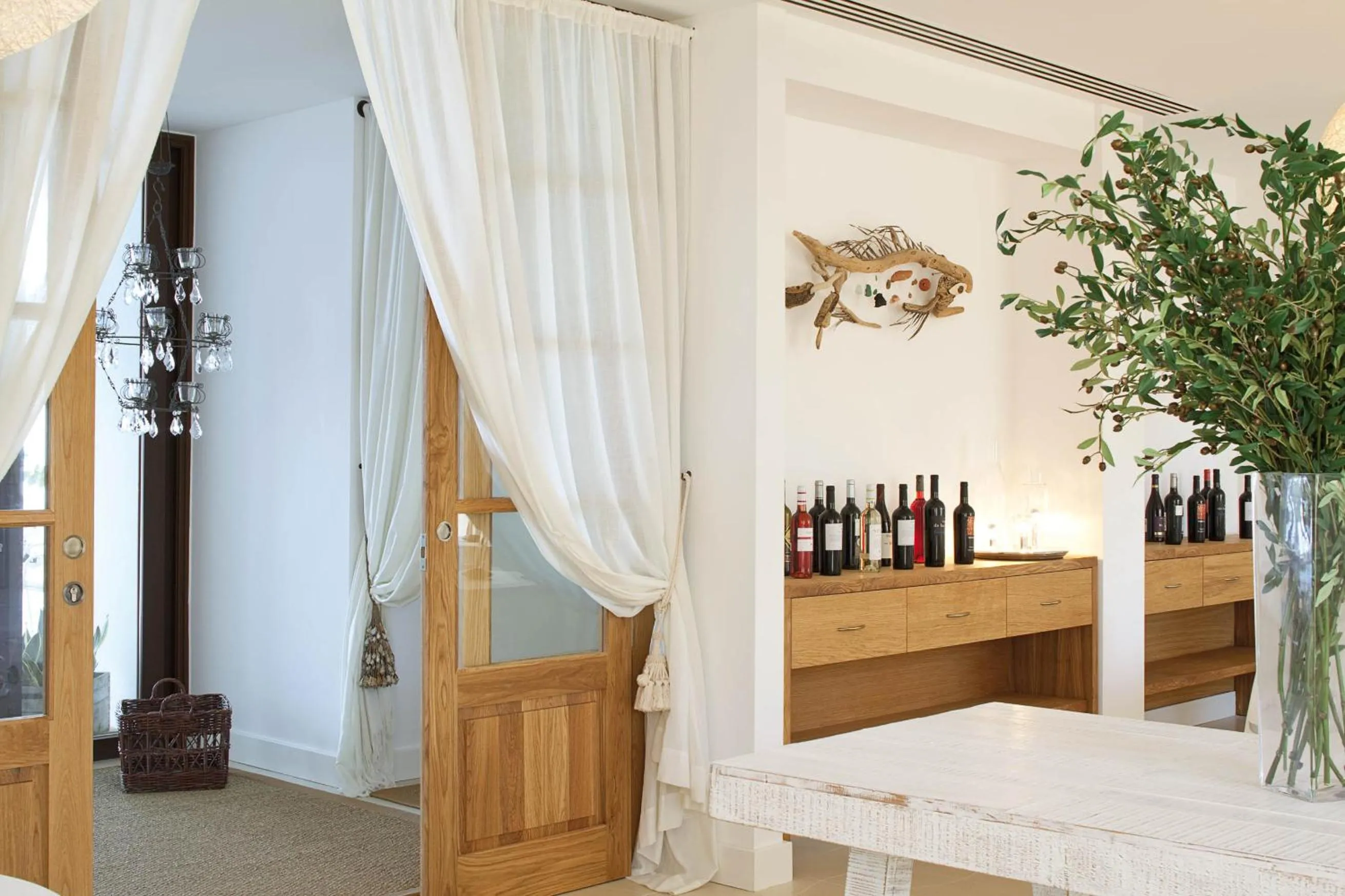 Restaurant/places to eat in Hotel Es Marès