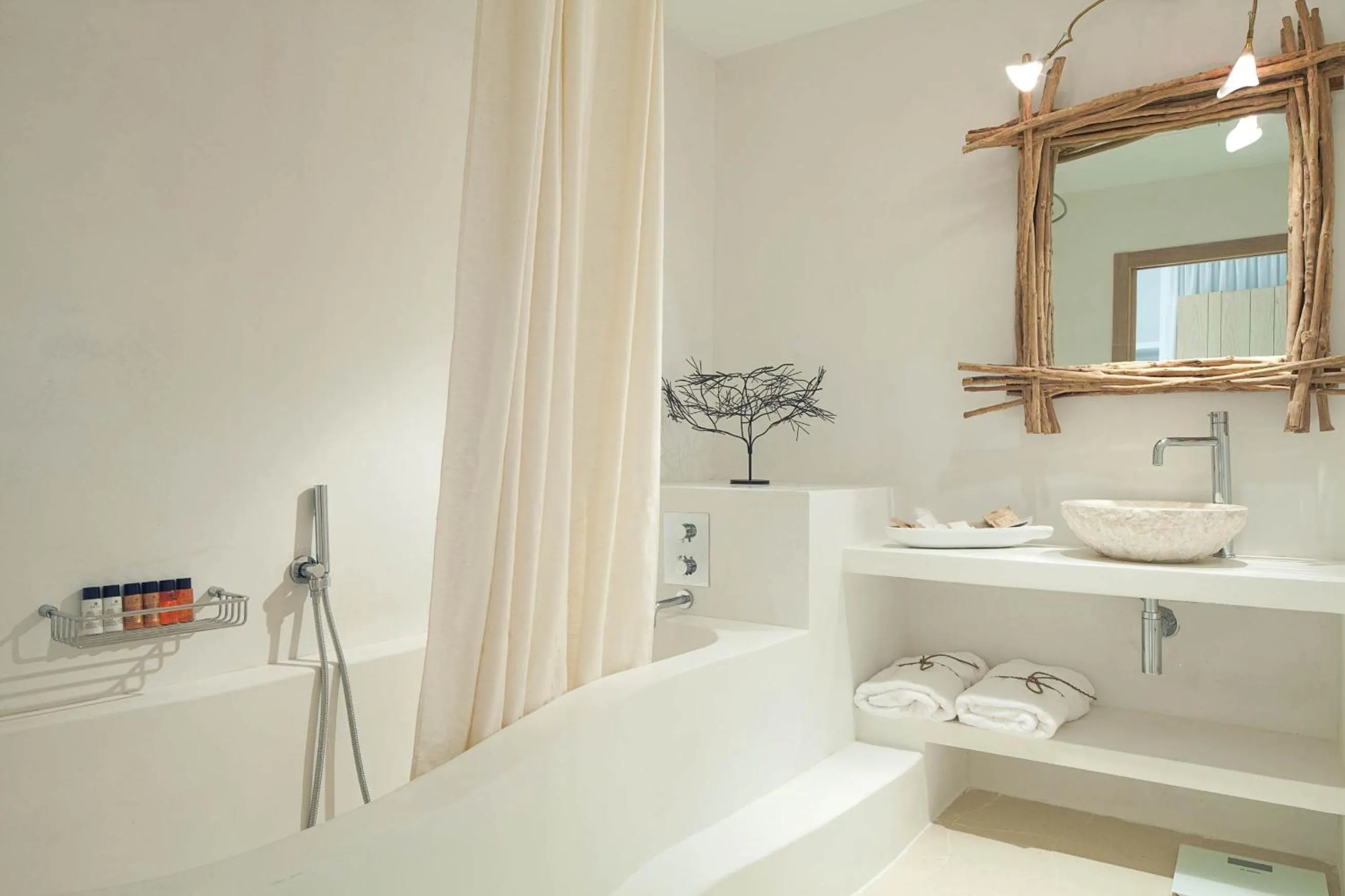 Bathroom in Hotel Es Marès