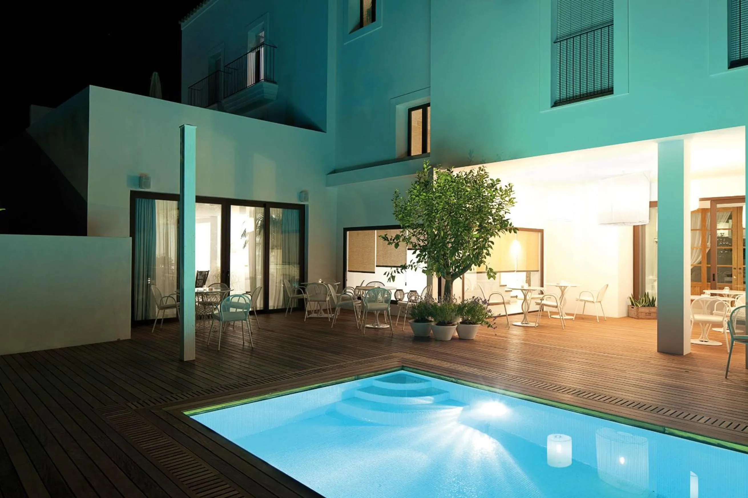 Night in Hotel Es Marès