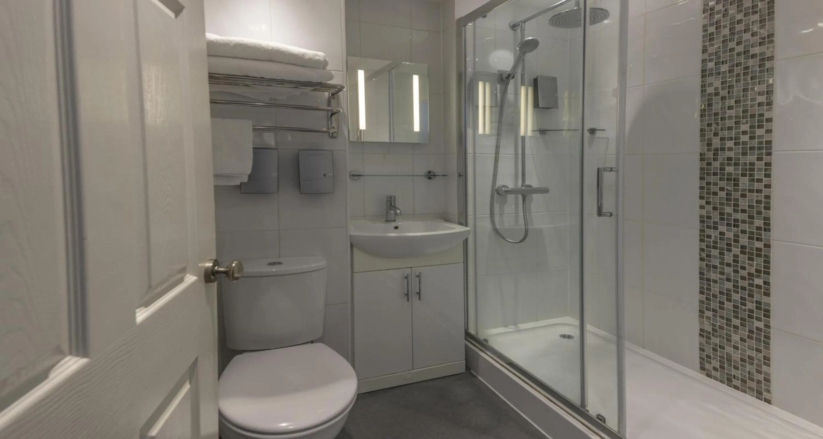 Bedroom in Best Western Weymouth Hotel Rembrandt