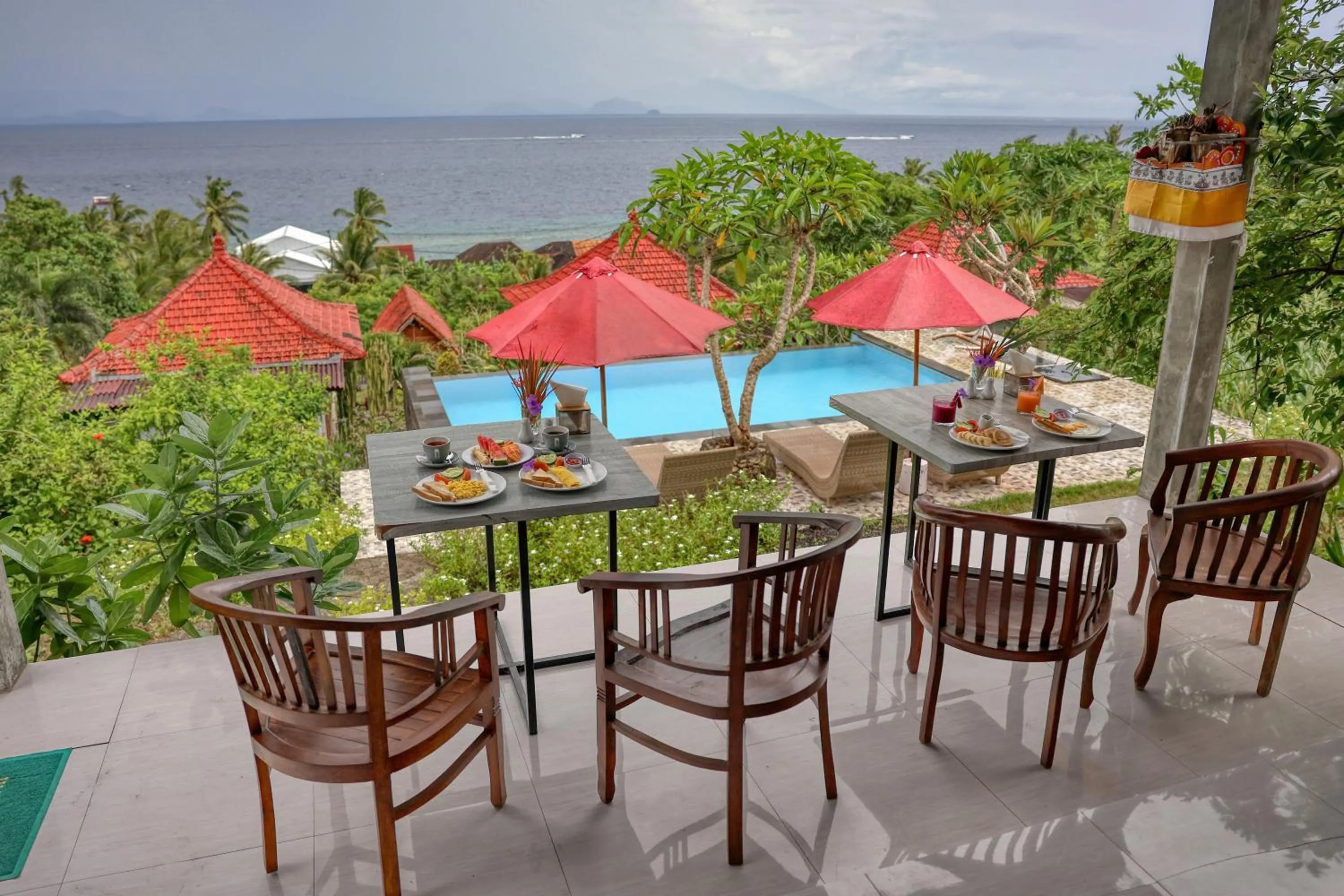 Swimming pool in Petak Cottage