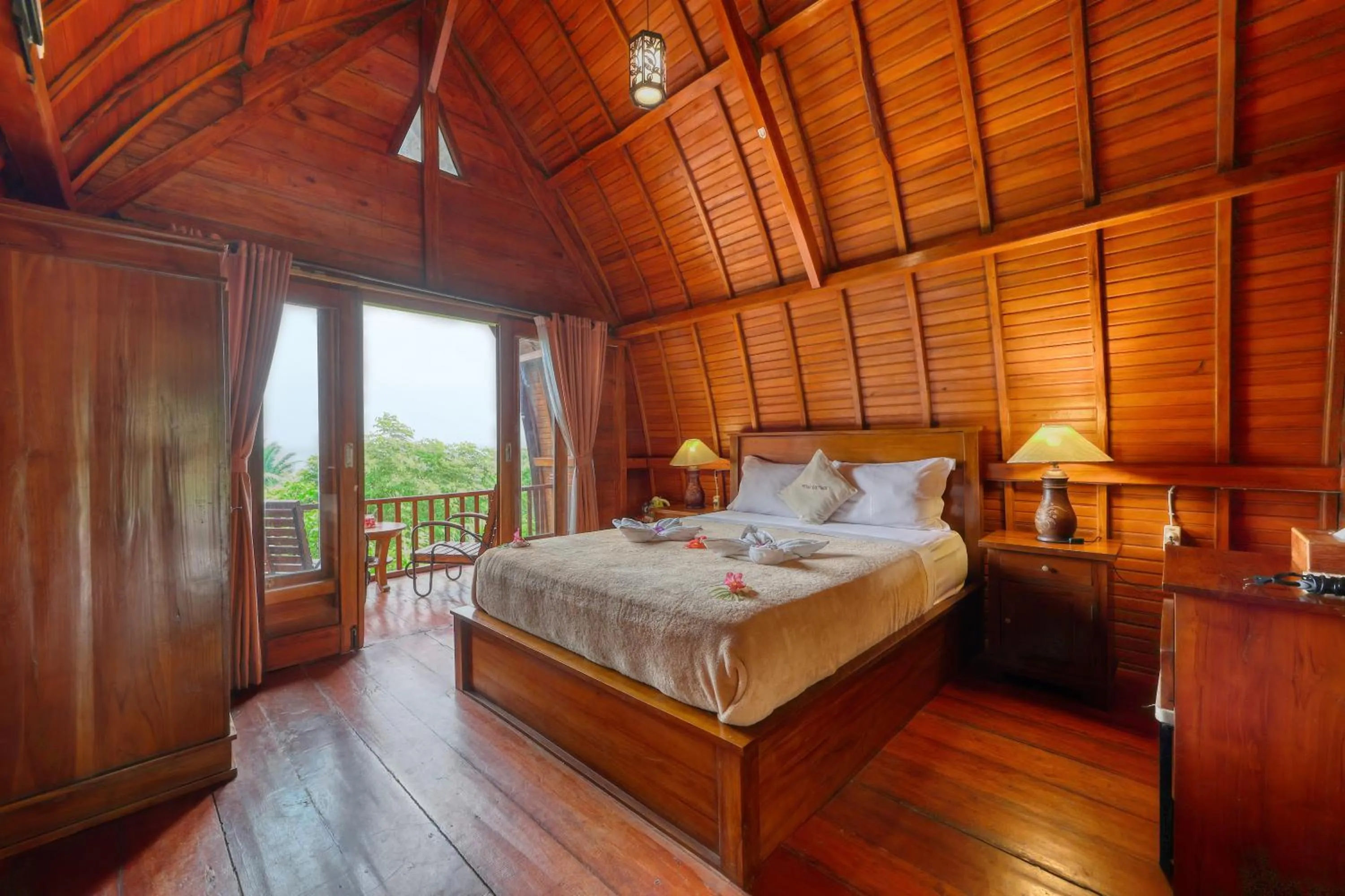 Bed in Petak Cottage