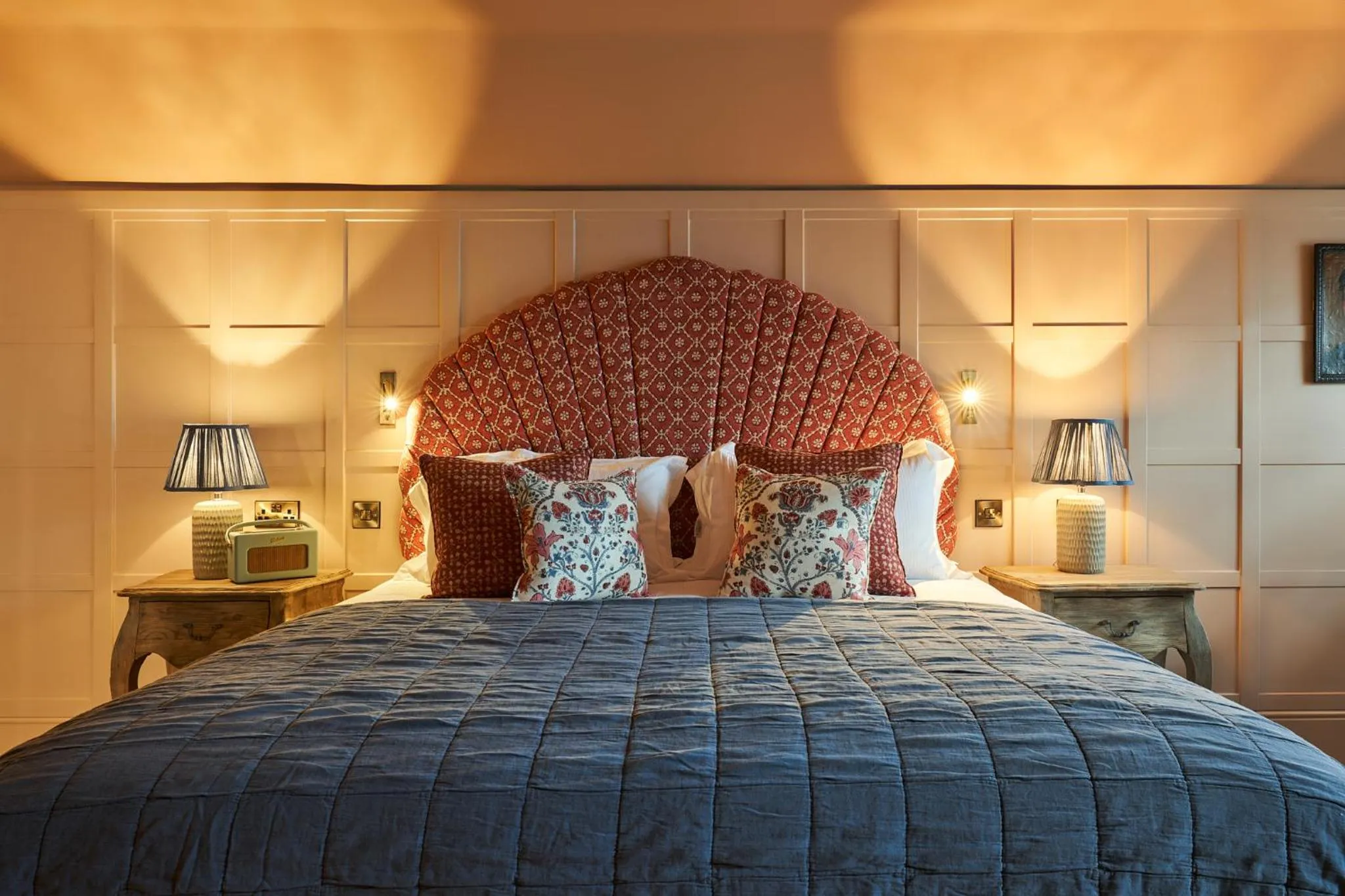 Bed in The Potters Heron - A Heartwood Inn