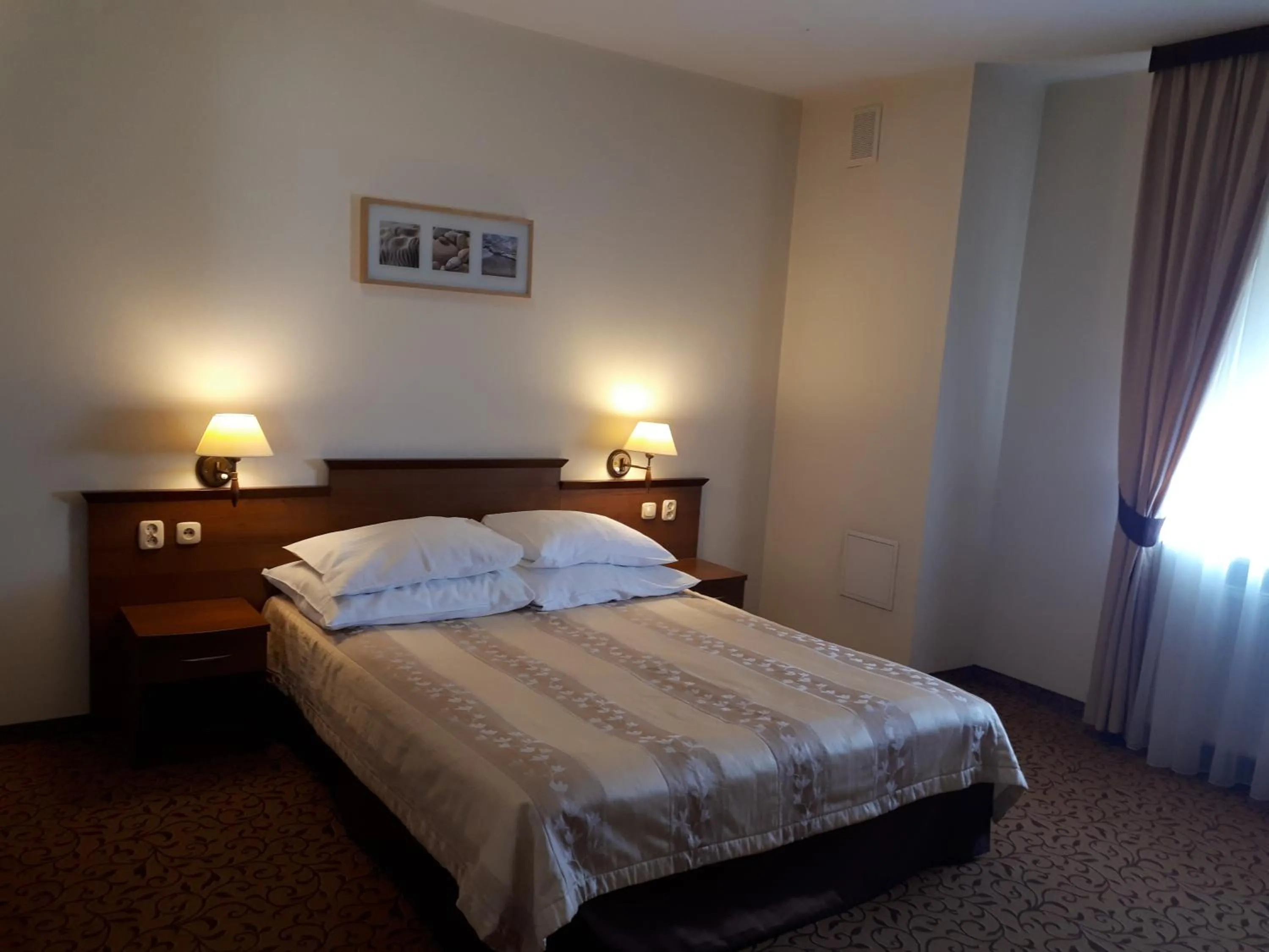 Photo of the whole room, Bed in Hotel Panorama