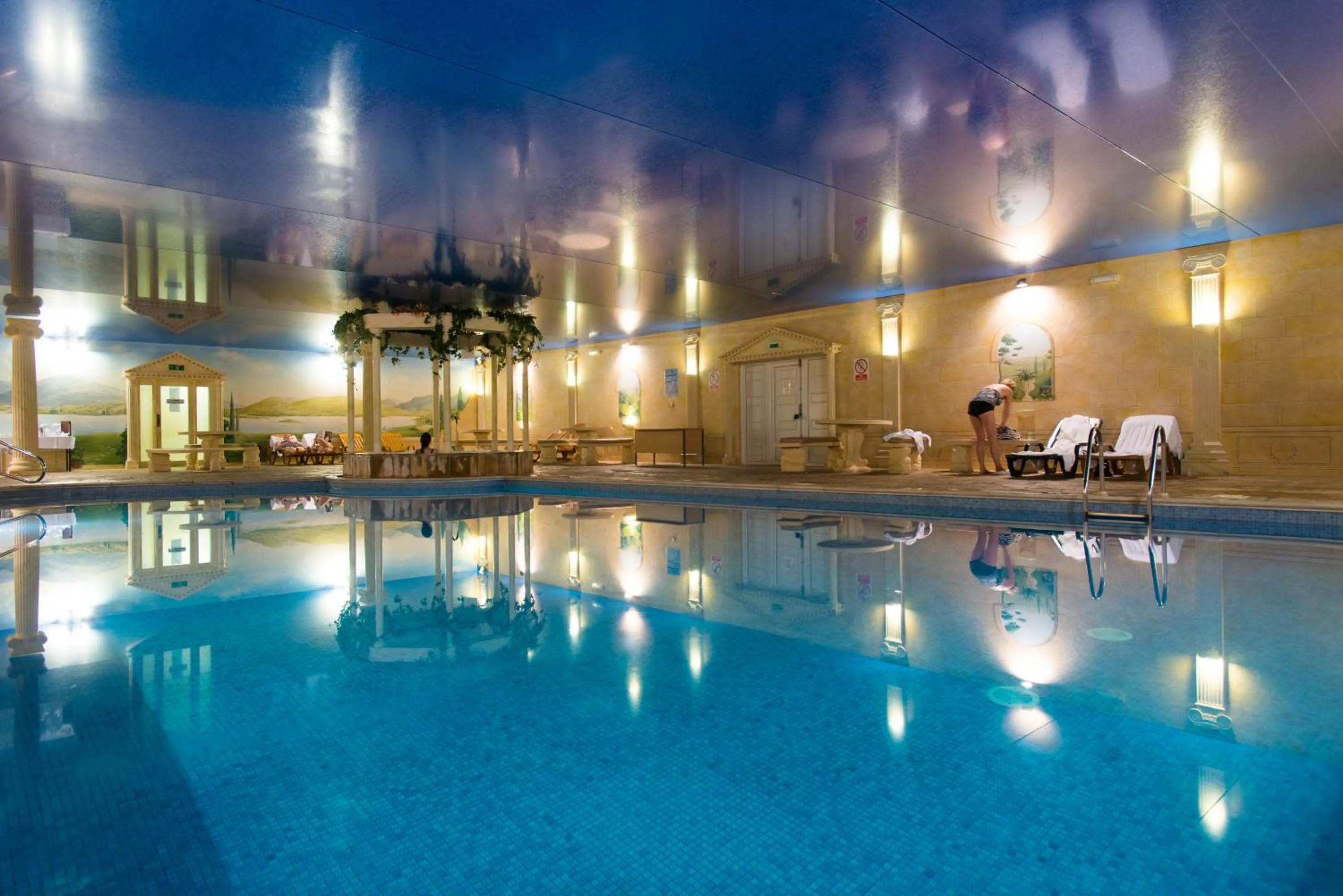 Spa and wellness centre/facilities in Cwrt Bleddyn Hotel & Spa
