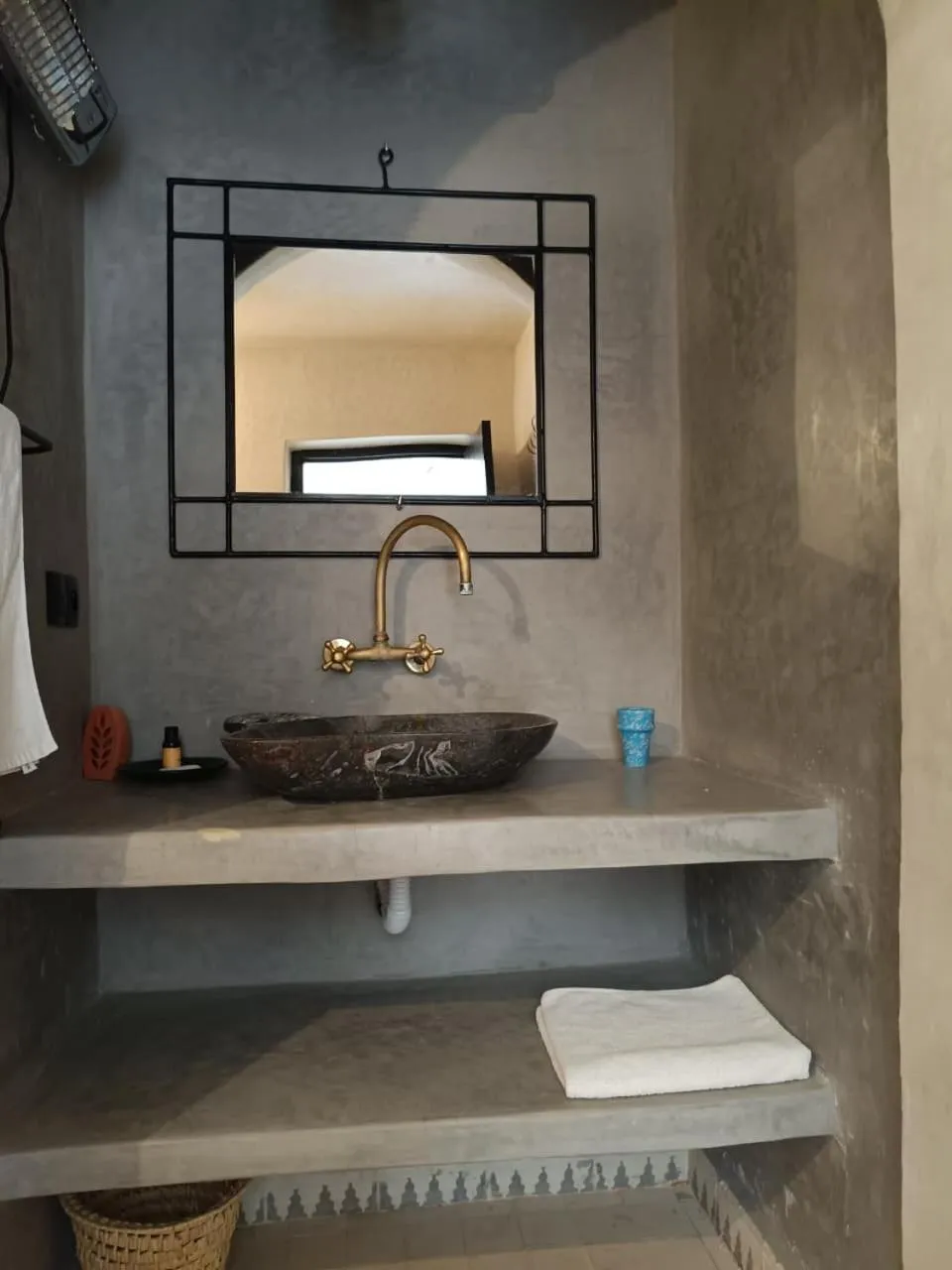 Bathroom in Kasbah Zitoune