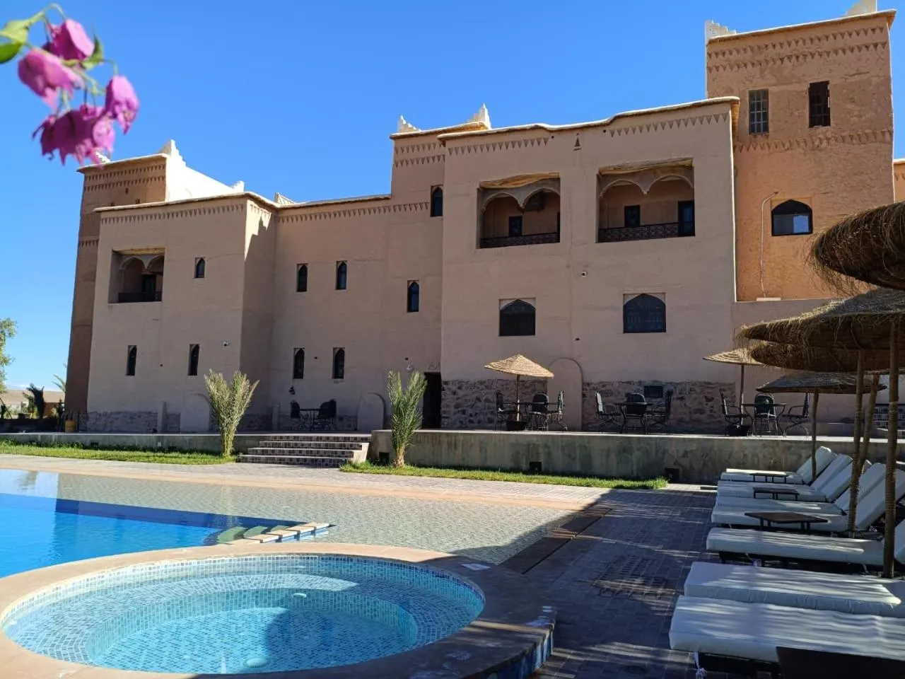 Swimming pool in Kasbah Zitoune