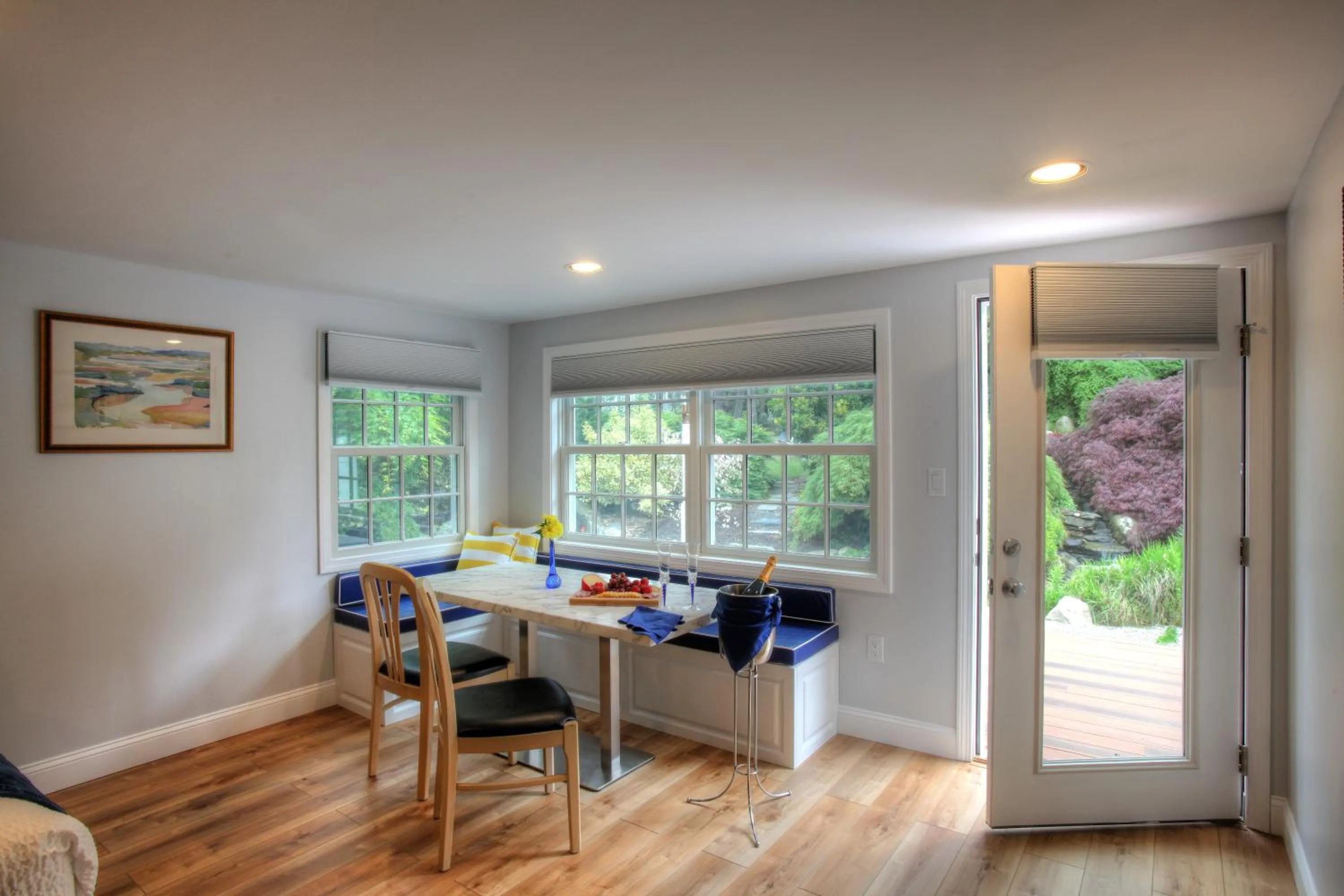 Dining area in Pleasant Bay Village Resort
