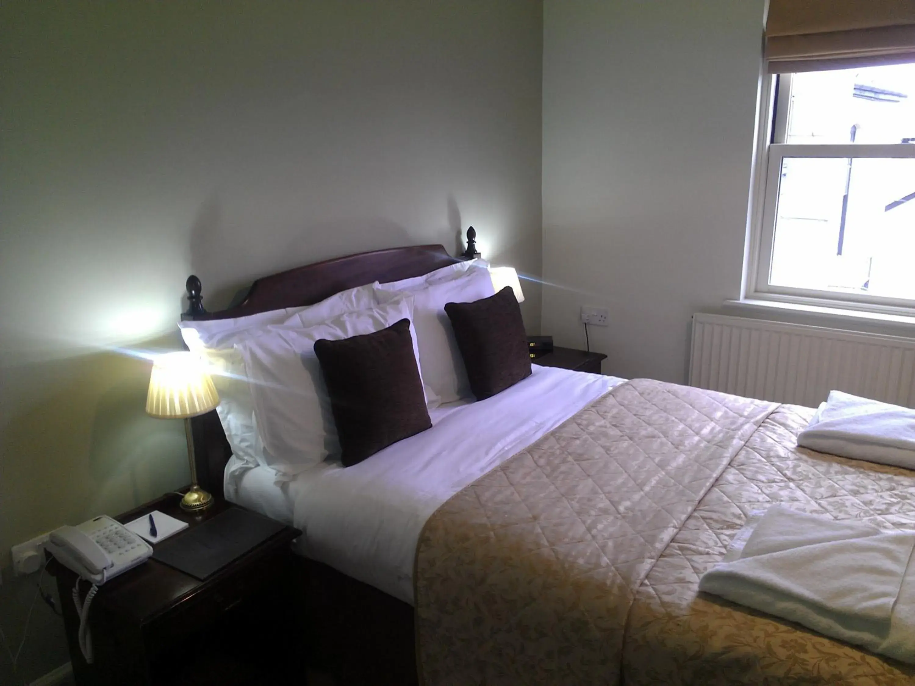 Standard Double Room in The Kings Head Hotel Standard Double Room in The Kings Head Hotel