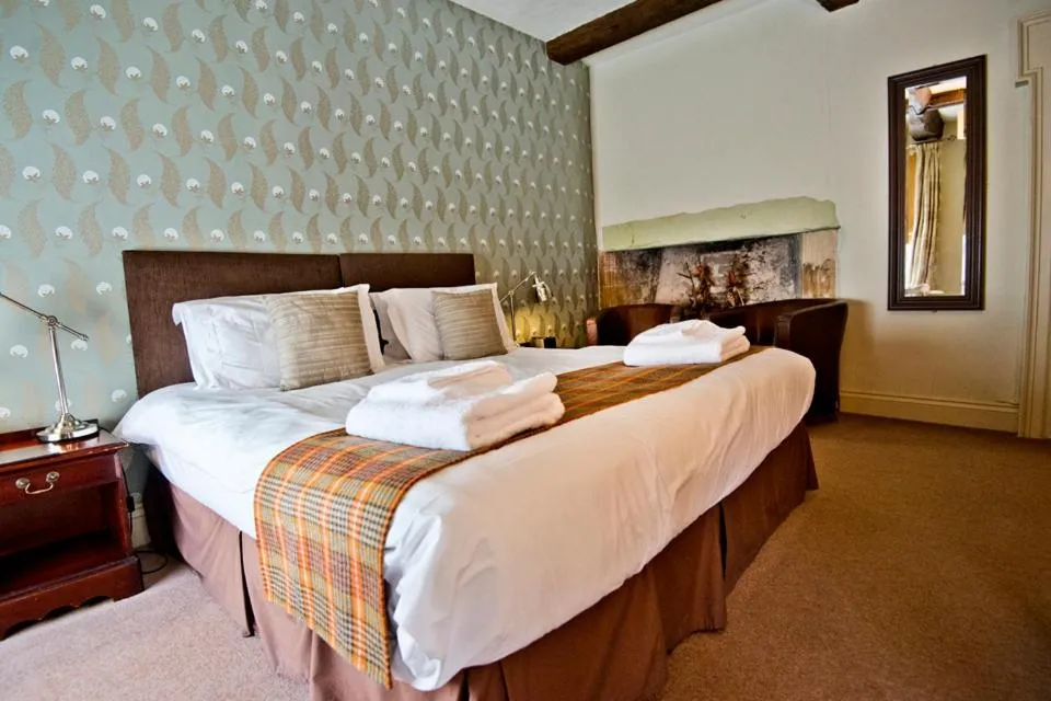 Bed in The Kings Head Hotel