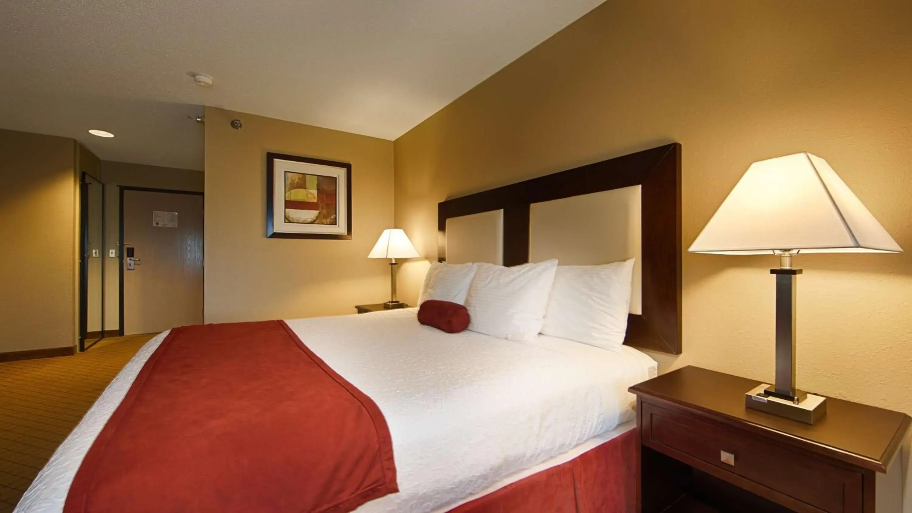 King Room - Disability Access/Non-Smoking in Best Western Macomb Inn King Room - Disability Access/Non-Smoking in Best Western Macomb Inn