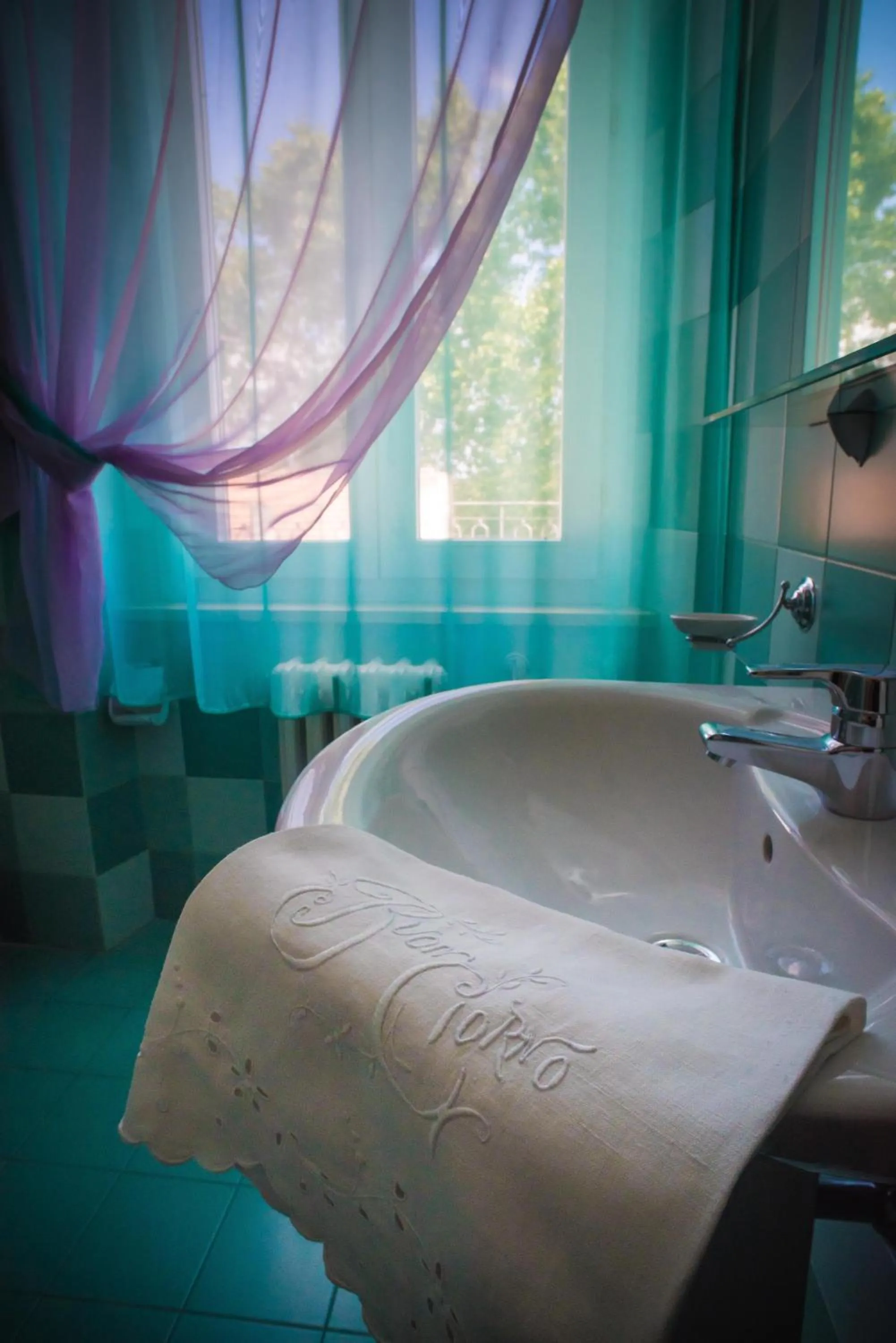 Bathroom, Bed in B&B Palazzo Mestichelli Boutique Palace